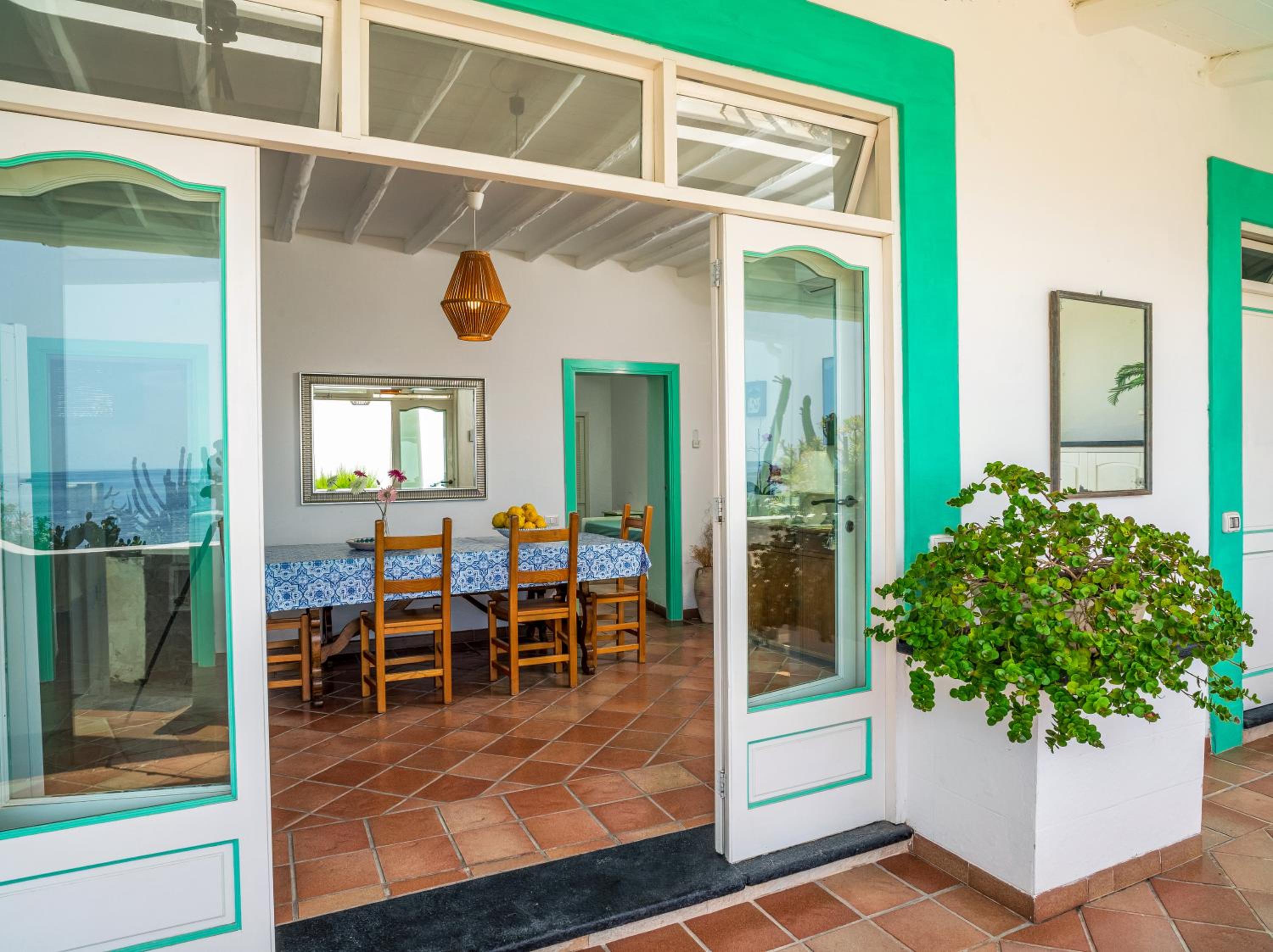 Villa Mareblu Luxury Holiday Apartment direttamente sul mare photo 4