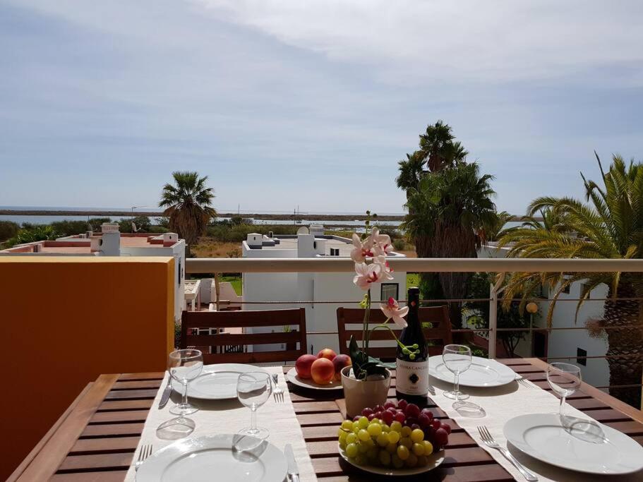 Apartment with view to the beach
