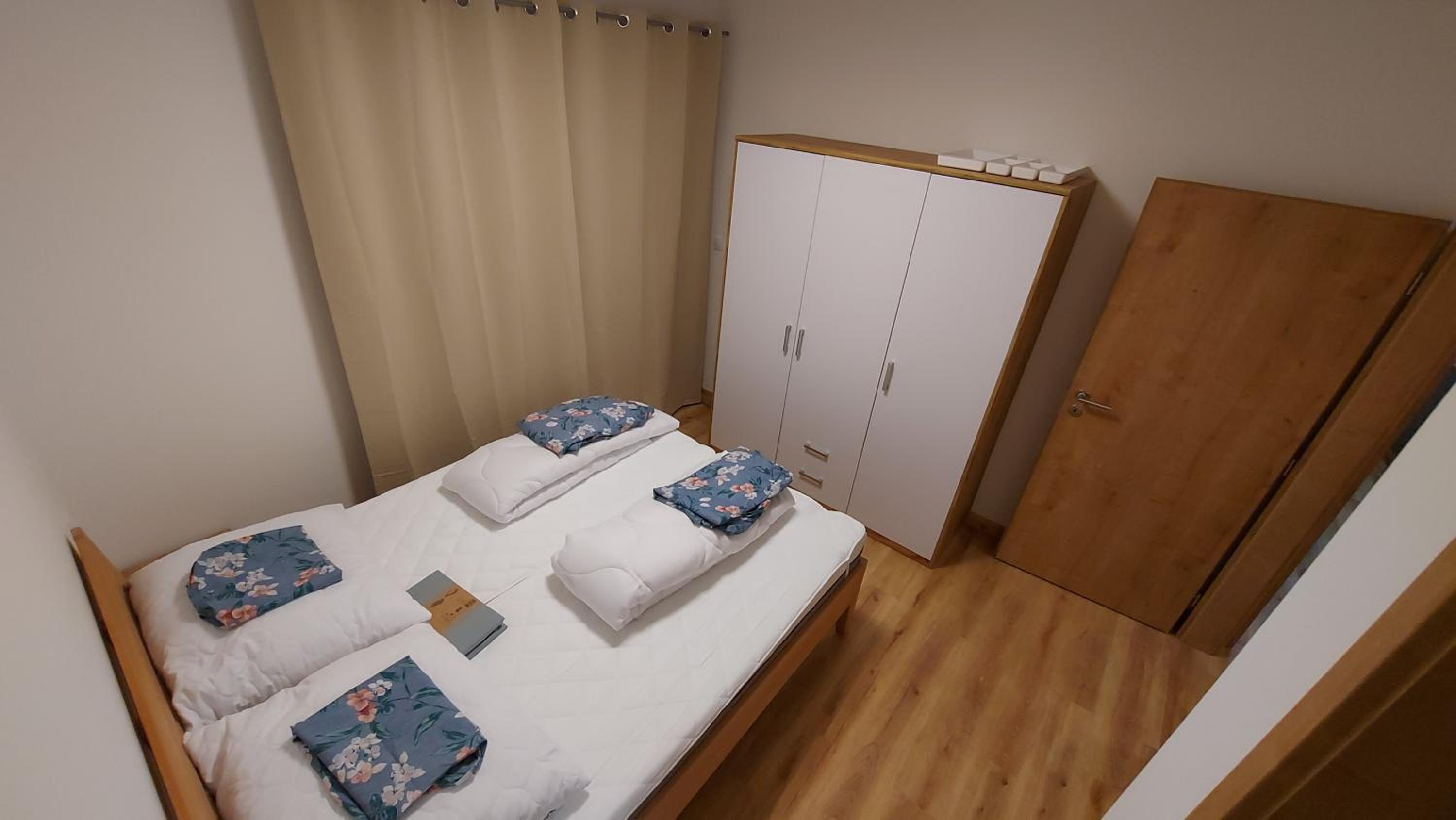 Lipno Apartments BERGMAX, Ski Areál Lipno 16min dojezd - Resort Malé Lipno s terasou a zahrádkou, parking free