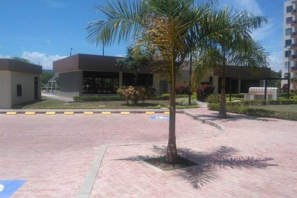 Precioso apto con un aire acondicionado en la Sala