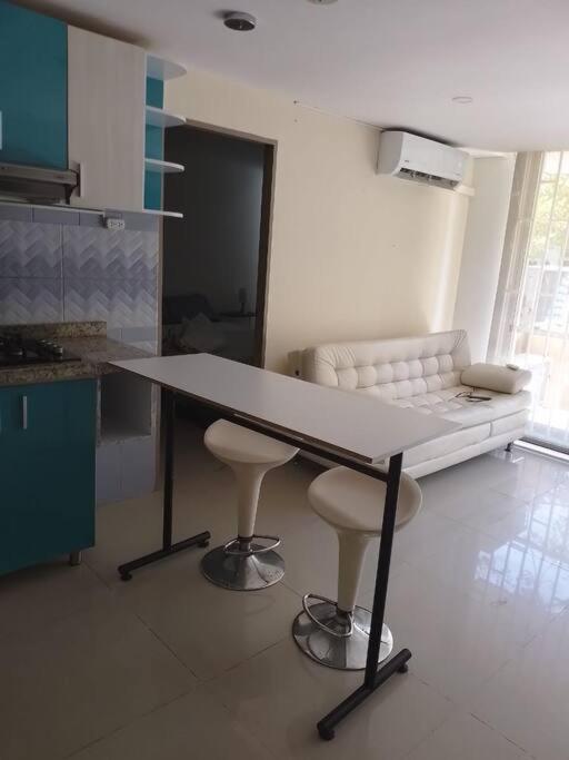 Precioso apto con un aire acondicionado en la Sala