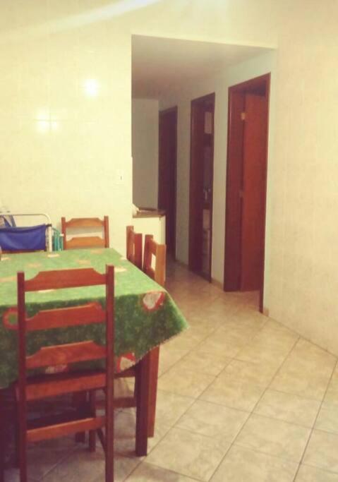 3 quartos com suite - Praia do Morro/Guarapari.