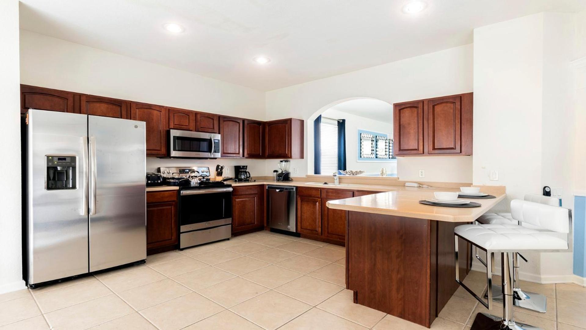 Cozy 6br Home w/ Private Pool Spa in Windsor Hills