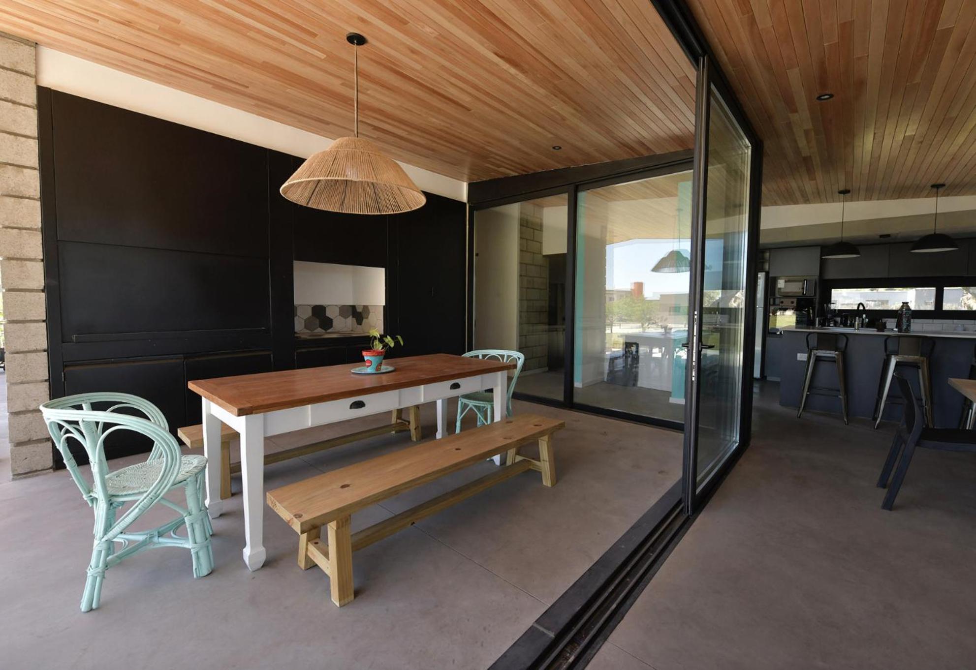 Casa PIT - Casa En Barrio Privado San Benito, Chapadmalal Para 6 PAX Con Pileta - Hola Sur