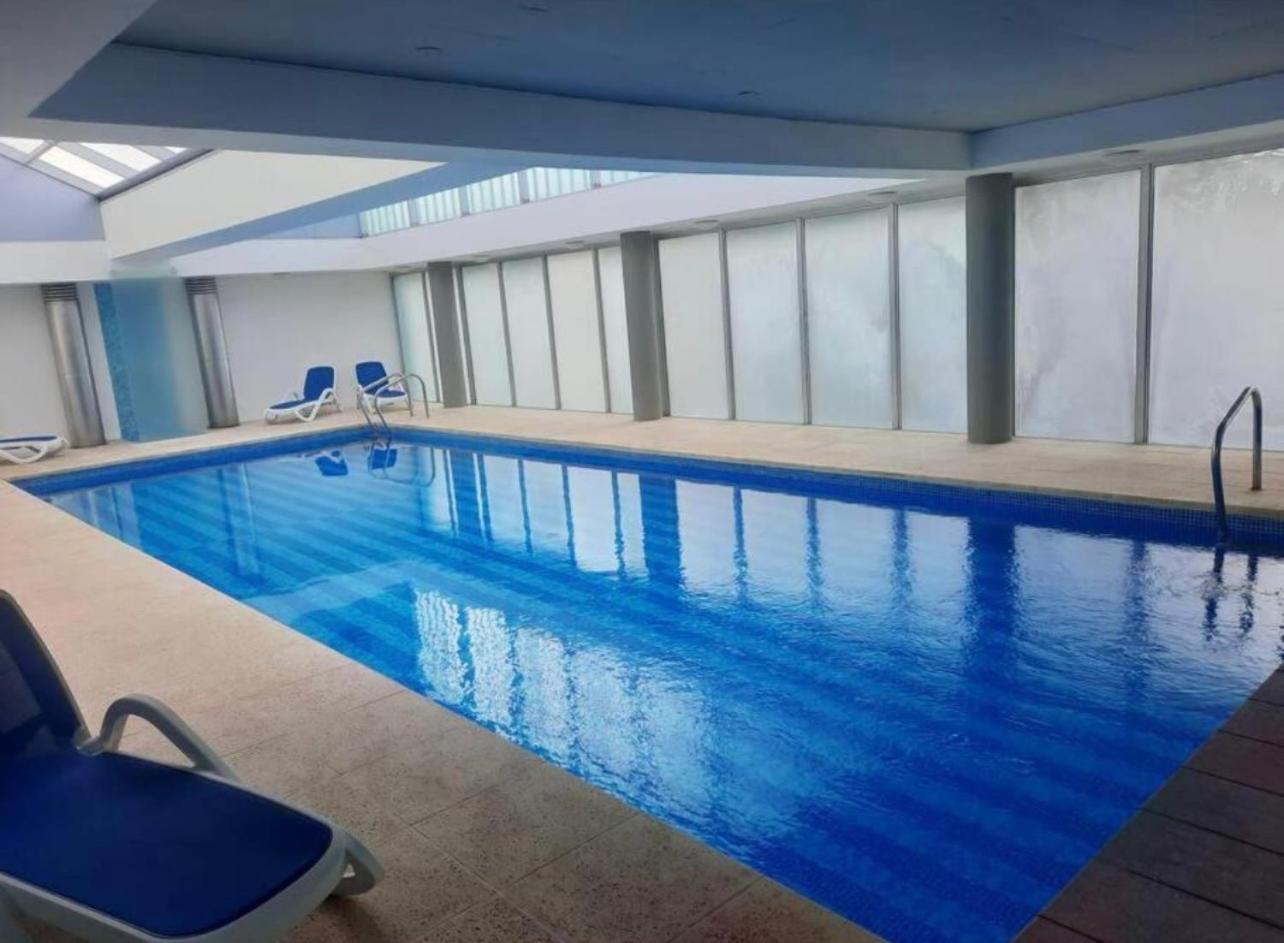 Edificio Calypso - Primera línea al Mar view 5