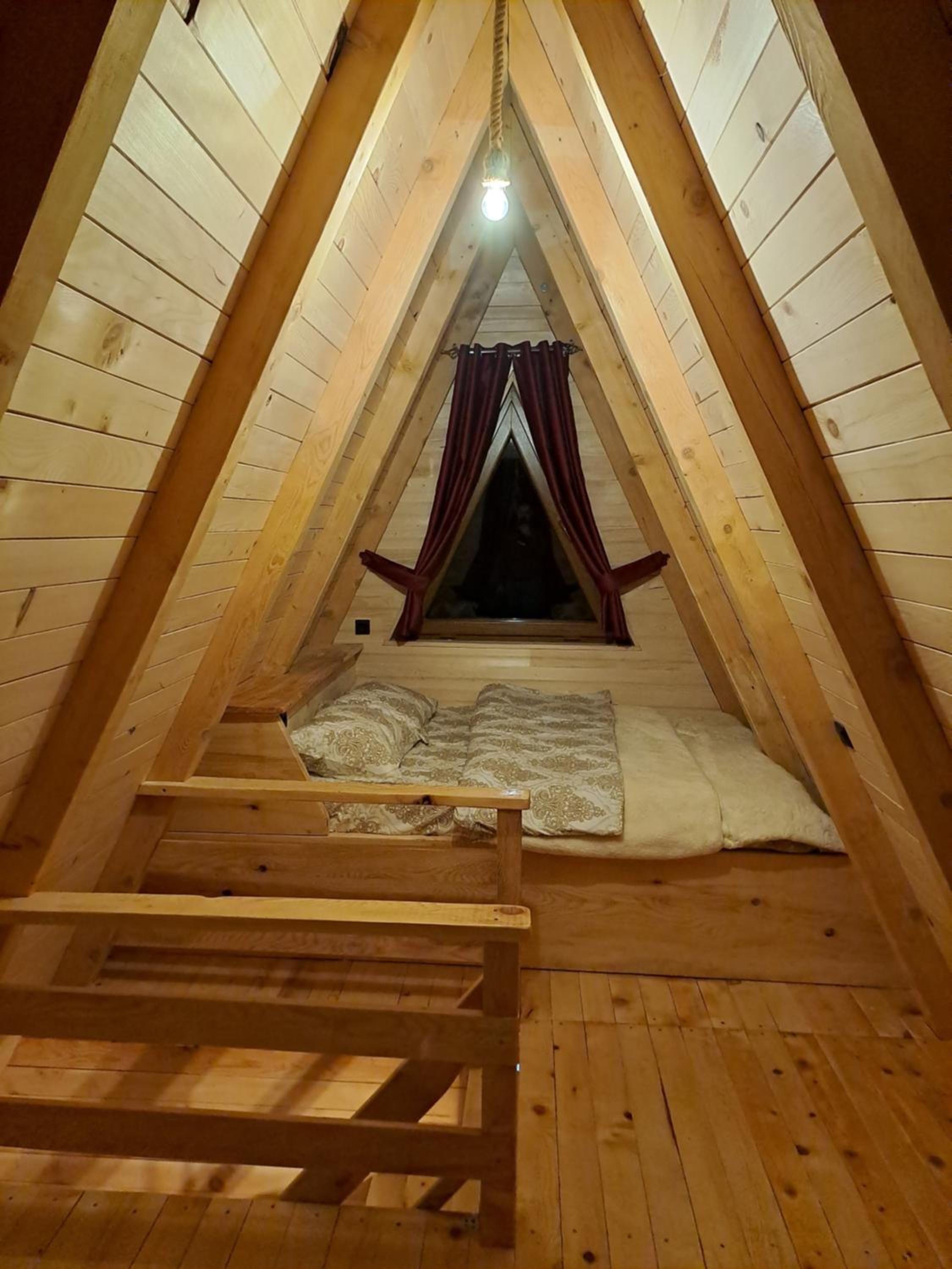 Wooden cottages KONAK