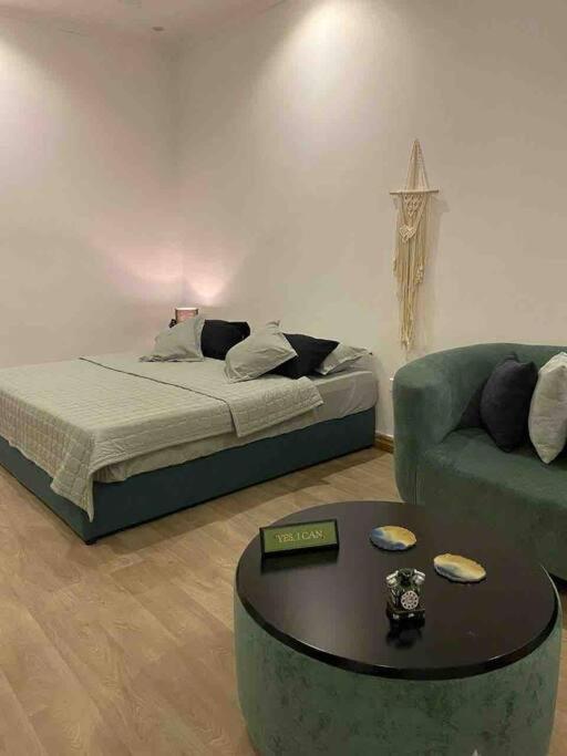 Cosy studio for two view 4