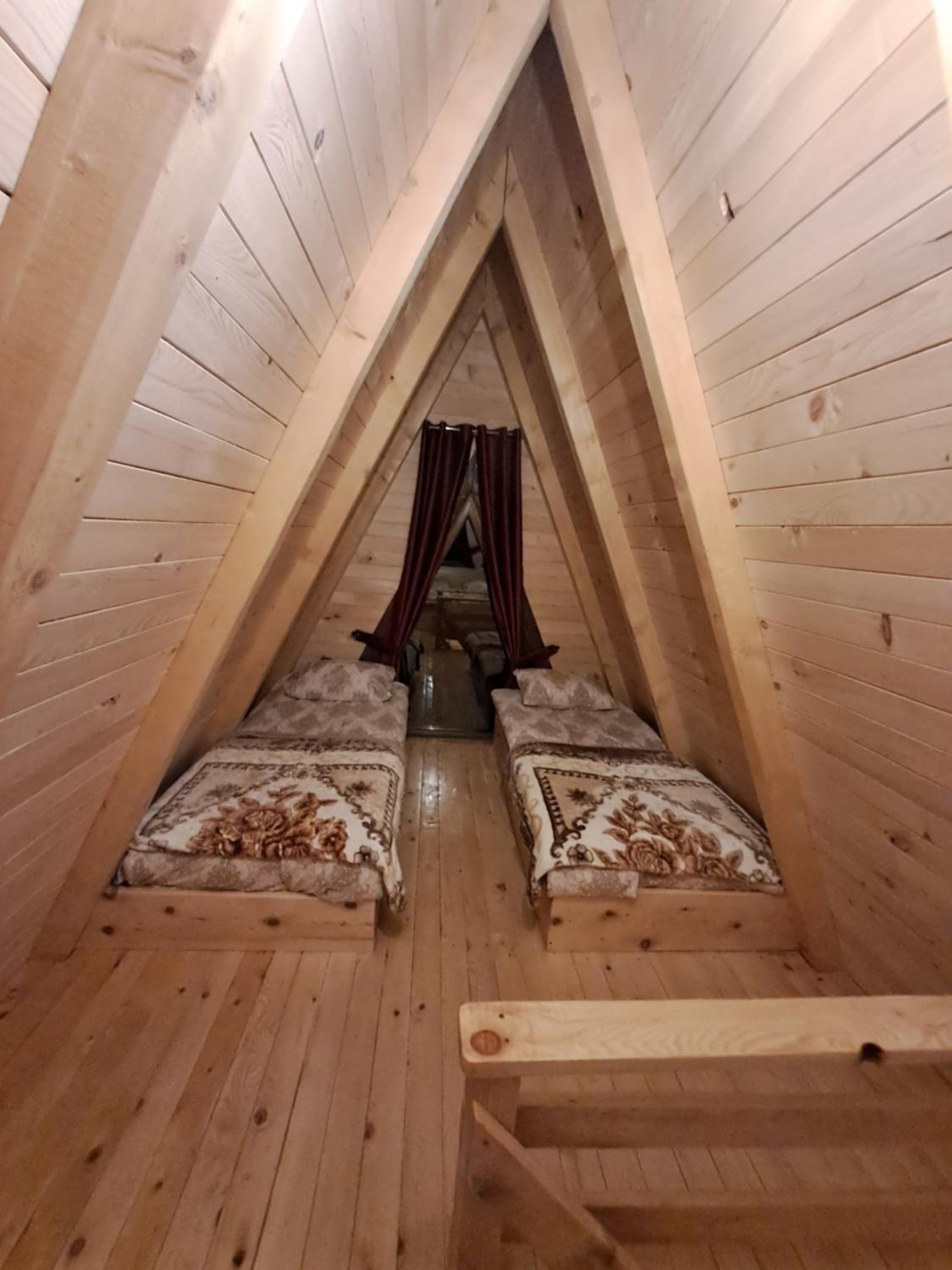 Wooden cottages KONAK