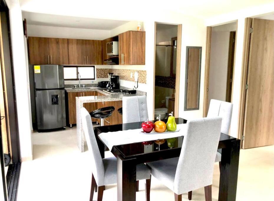 Haven Retreat: 2-Bedroom Cottage with Pool in the Heart of El Eje Cafetero. Your Gateway to Ruta del Café