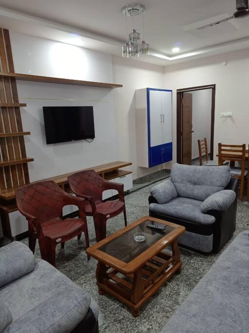 Servostay Tirupati Fully Furnished 2 BHK Flat with Parking #102 view 2