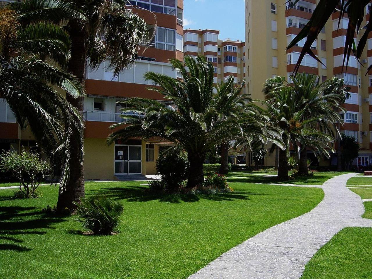 Apartamentos Intercentro Algarrobo-Costa APARTAMENTOS TURÍSTICOS -INMOBILIARIA