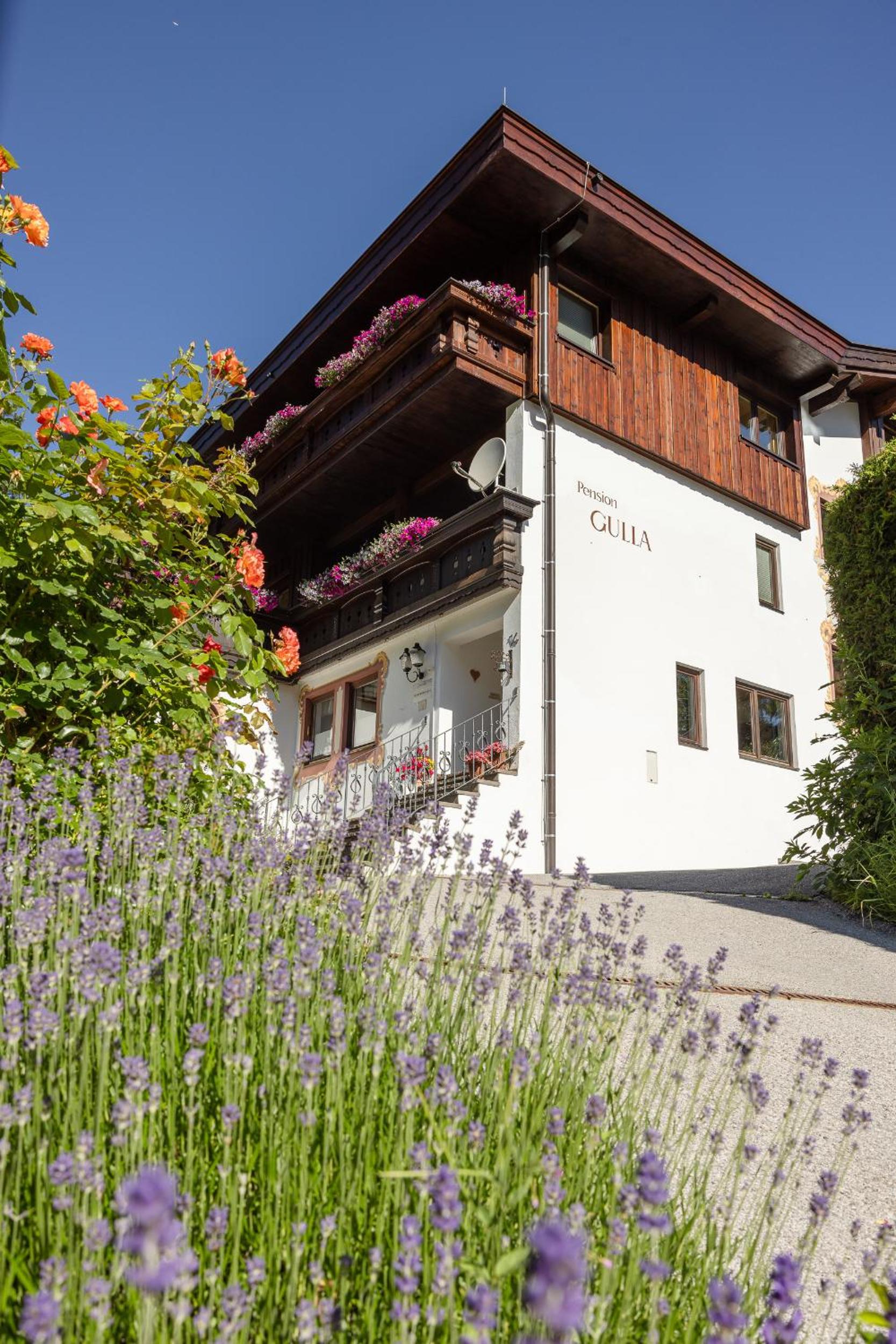 Pension Gulla - Ferienhaus Appartements B&B