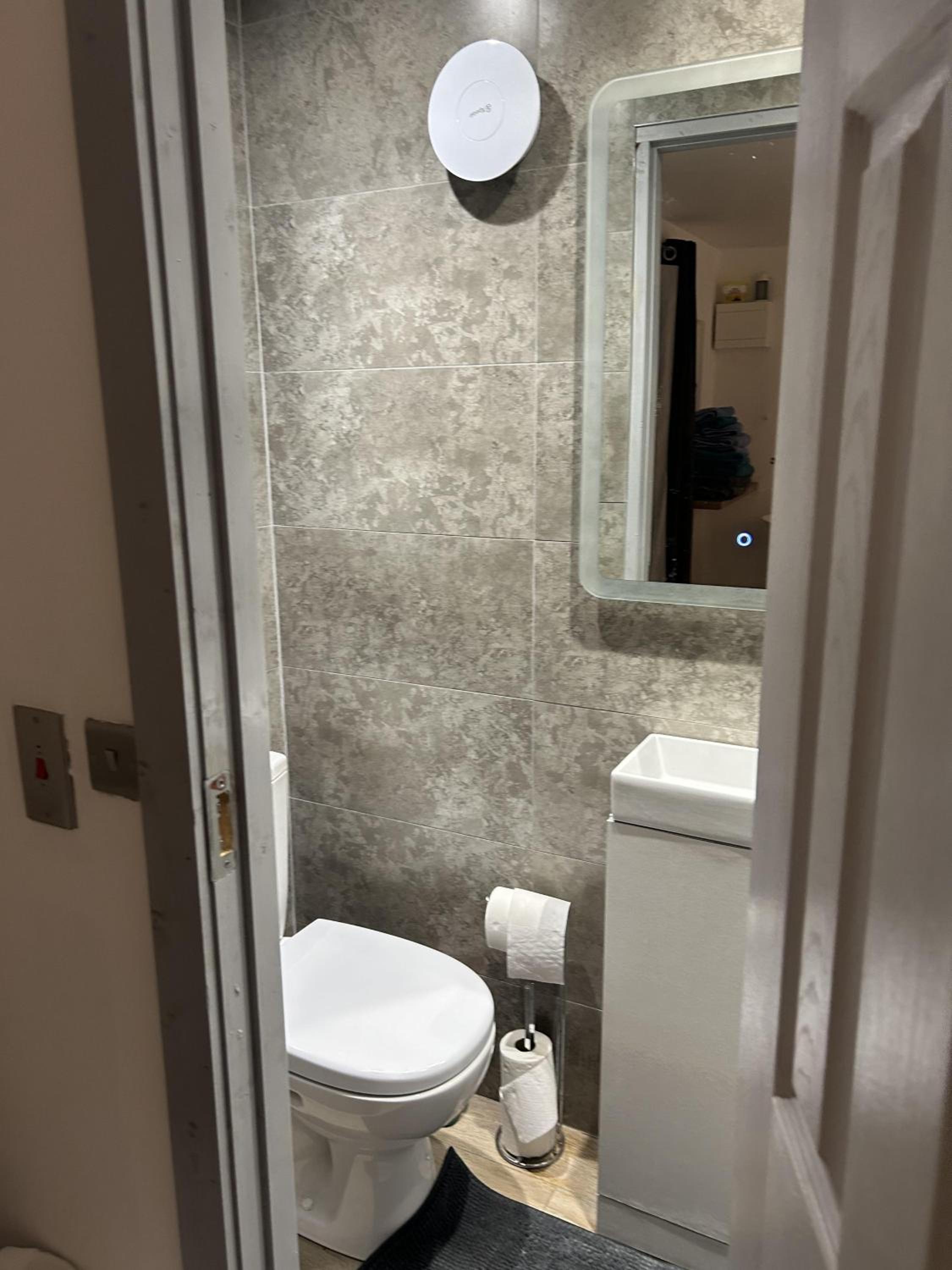 Pet-Friendly Open Plan Cabin in Dublin Sleeps 2