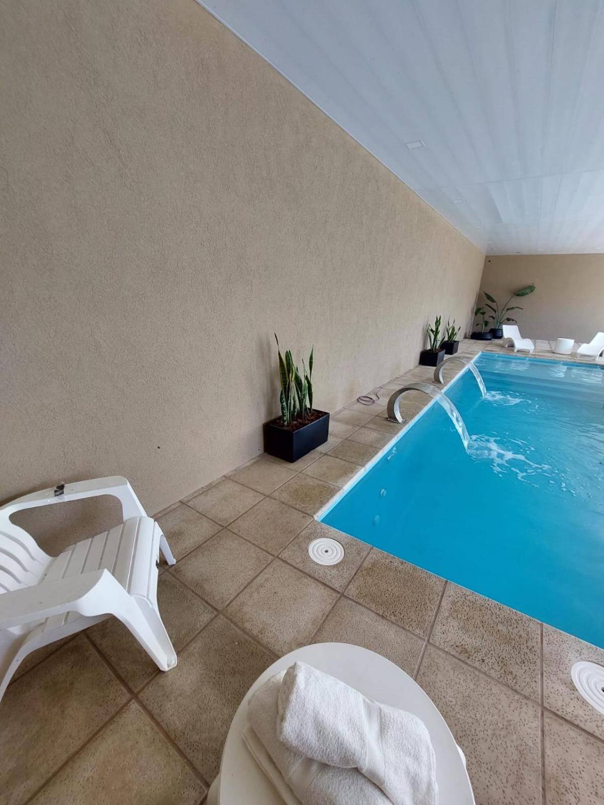 Apart Hotel Ribera del Baradero - Pileta Climatizada