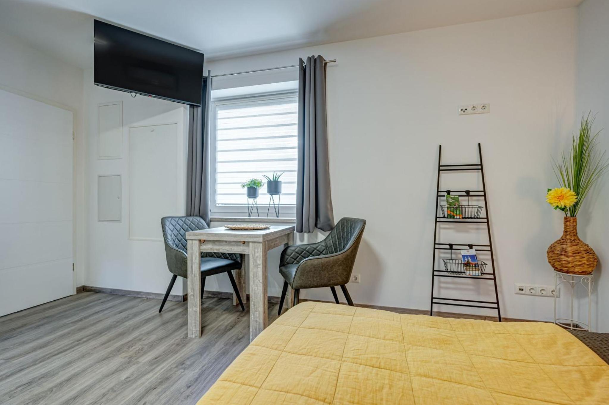 Georgi Apartments