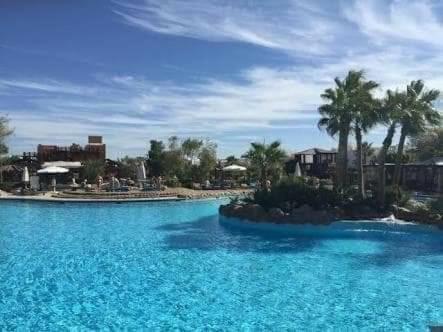 Shared room with the owner only at the Delta Hotel and Resort Sharm El Sheikh