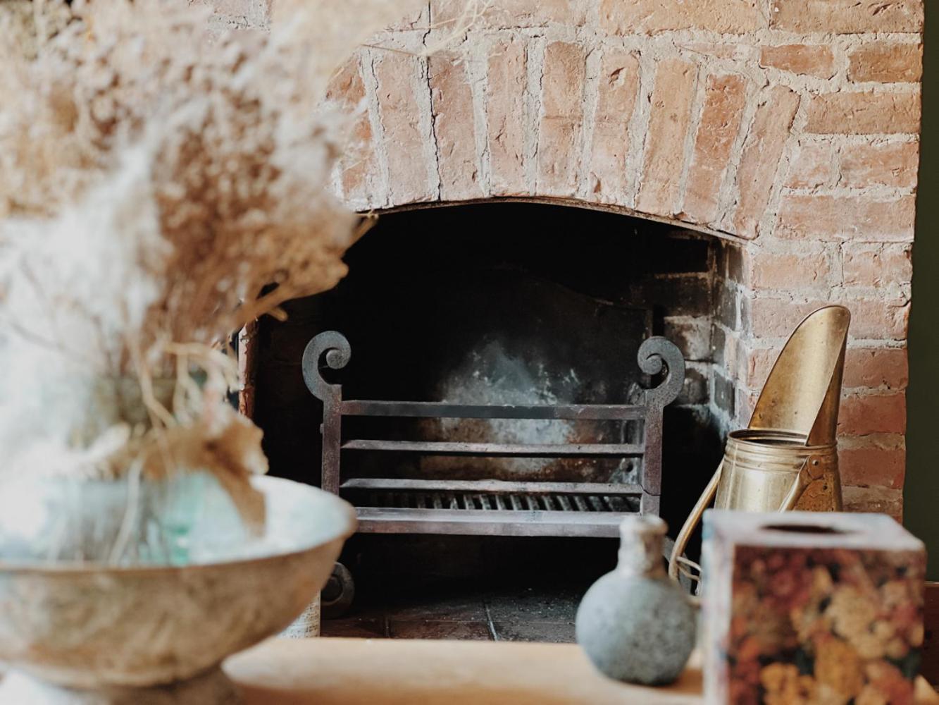 Cosy 1700’s period cottage with open fire view 2