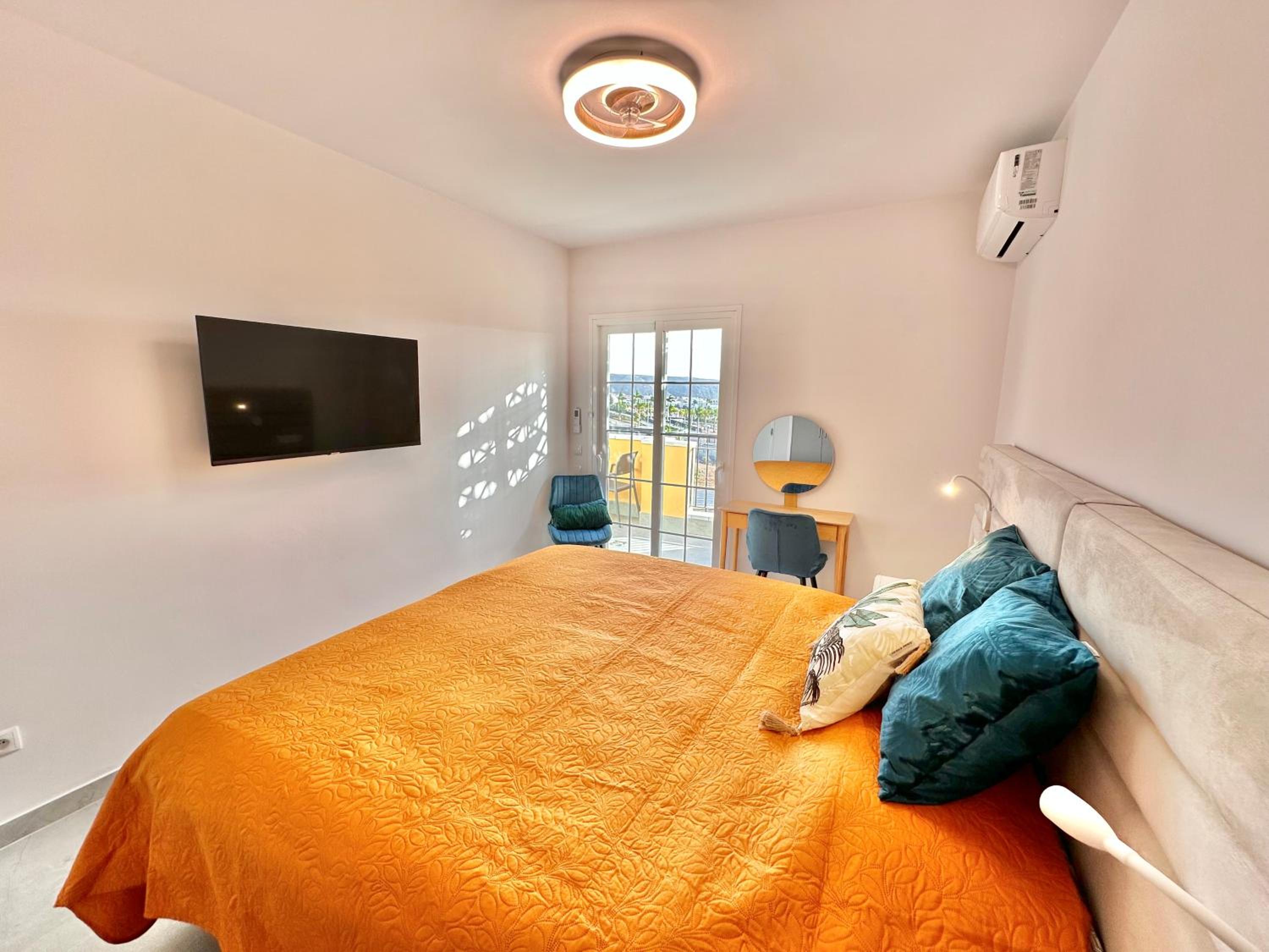 Sunset Apartment 2 photo 2