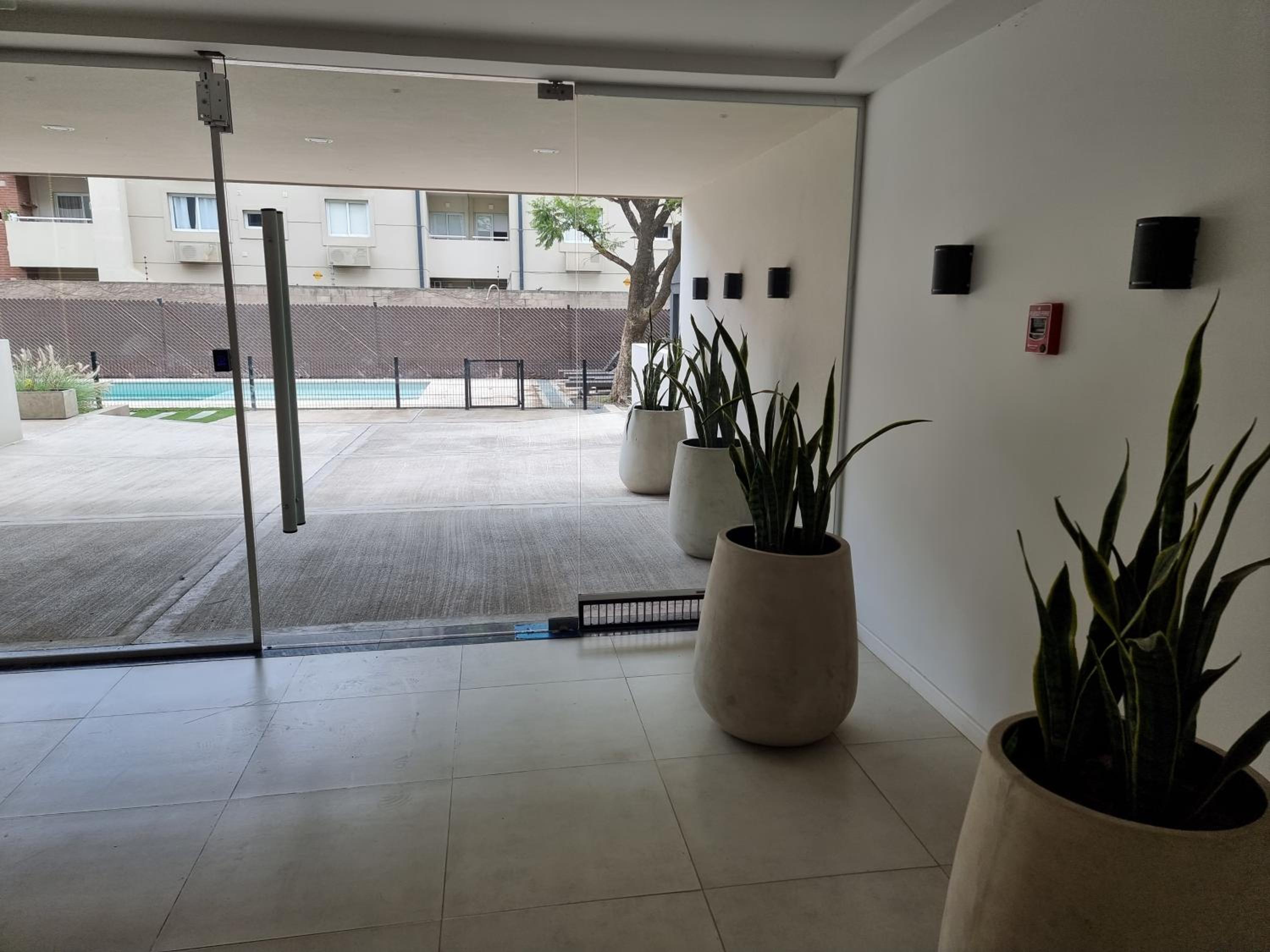 Dpto en Planta Baja Cba Cap con seguridad
