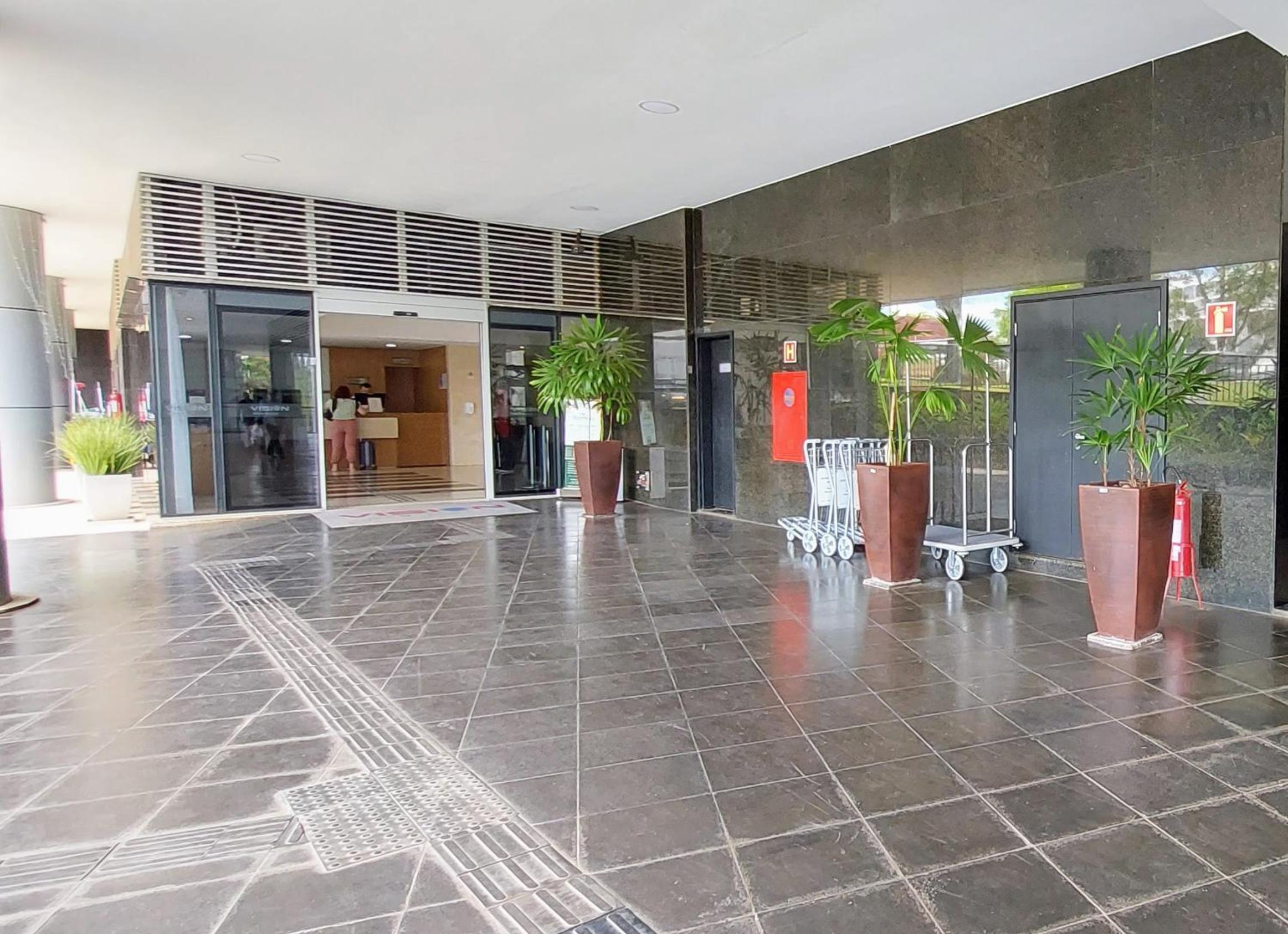 Vision, local nota 10! Academia, sauna e piscinas.