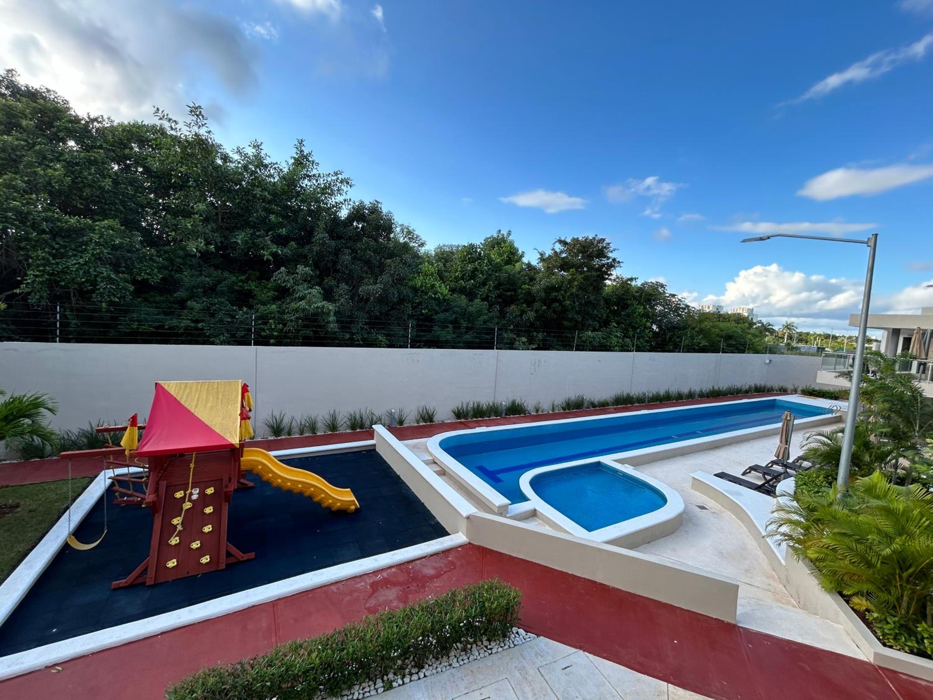 Departamento con alberca en Cancún