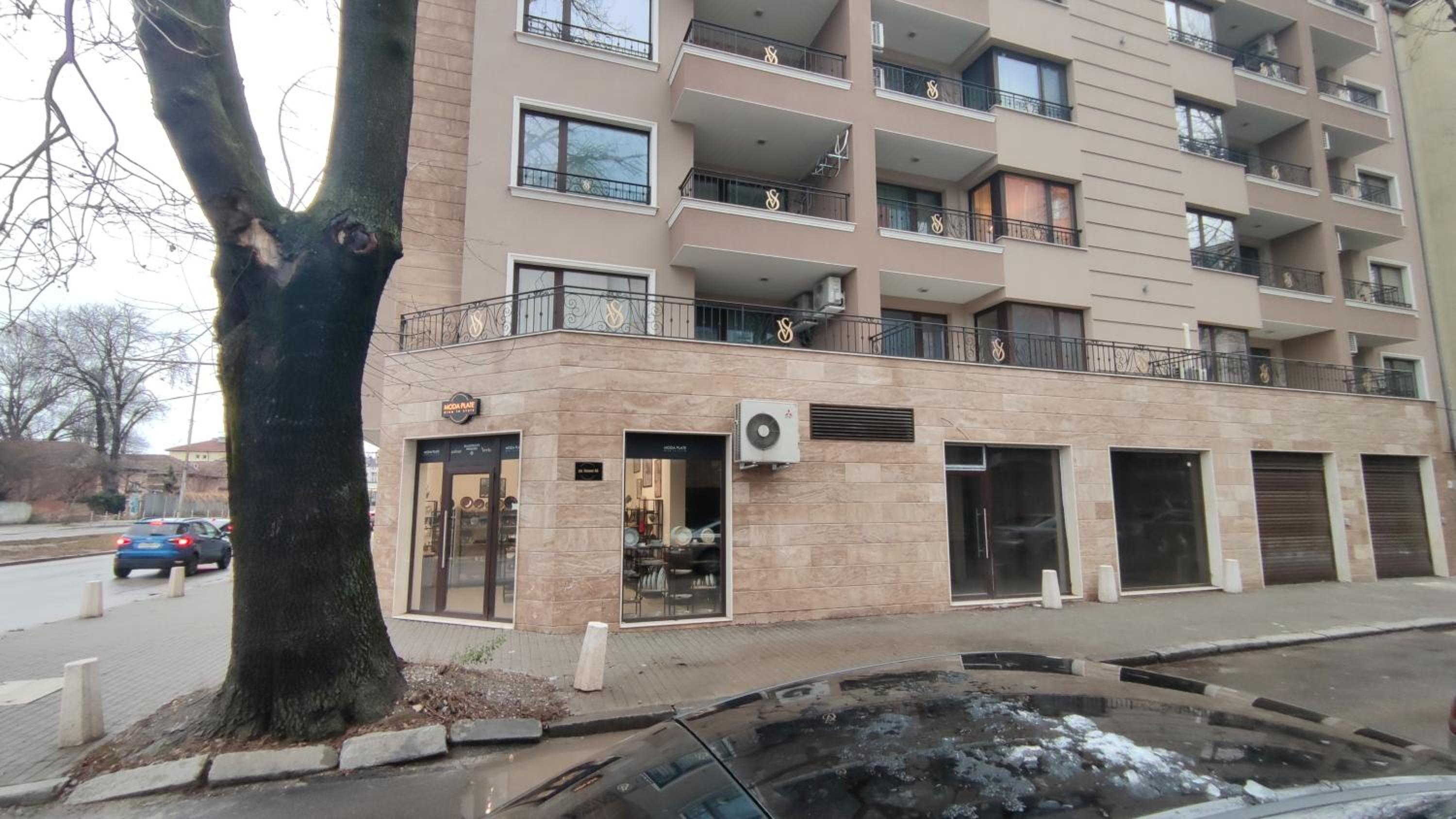 Аpartment with Free Parking