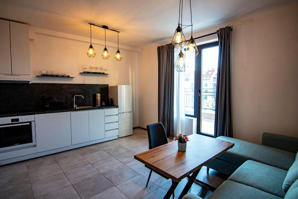 Аpartment with Free Parking