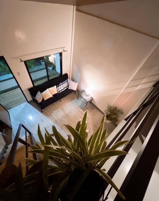 Cozy Loft Near the Airport & Beach-Unit I view 5
