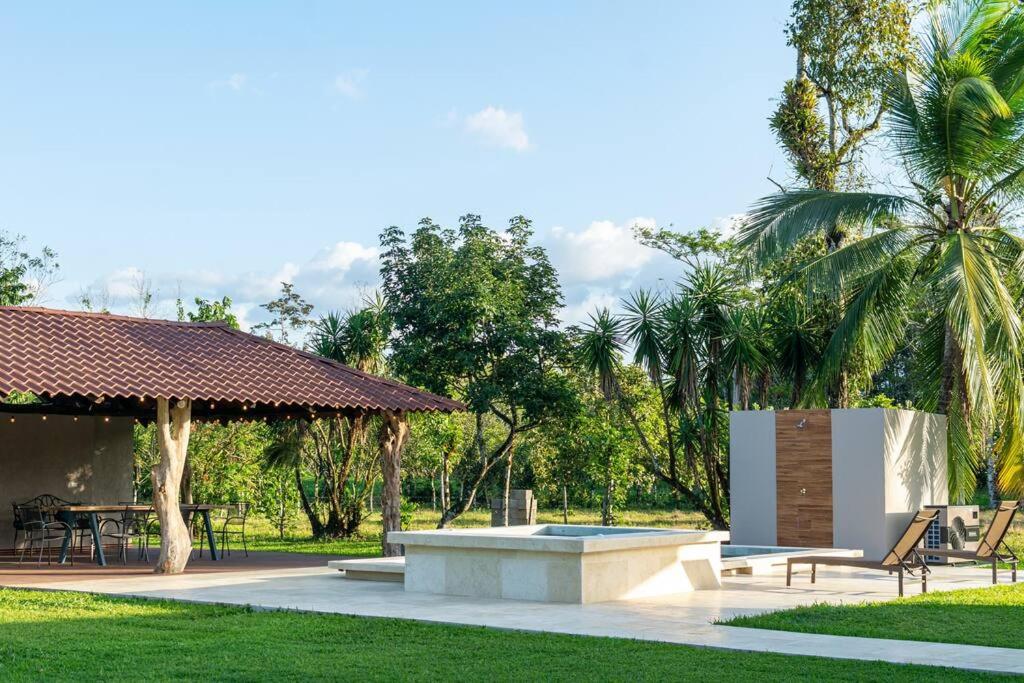 Casa Roble Fortuna