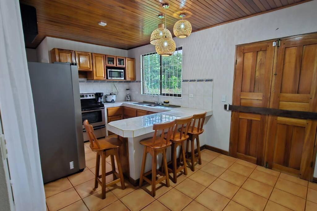 Casa Roble Fortuna