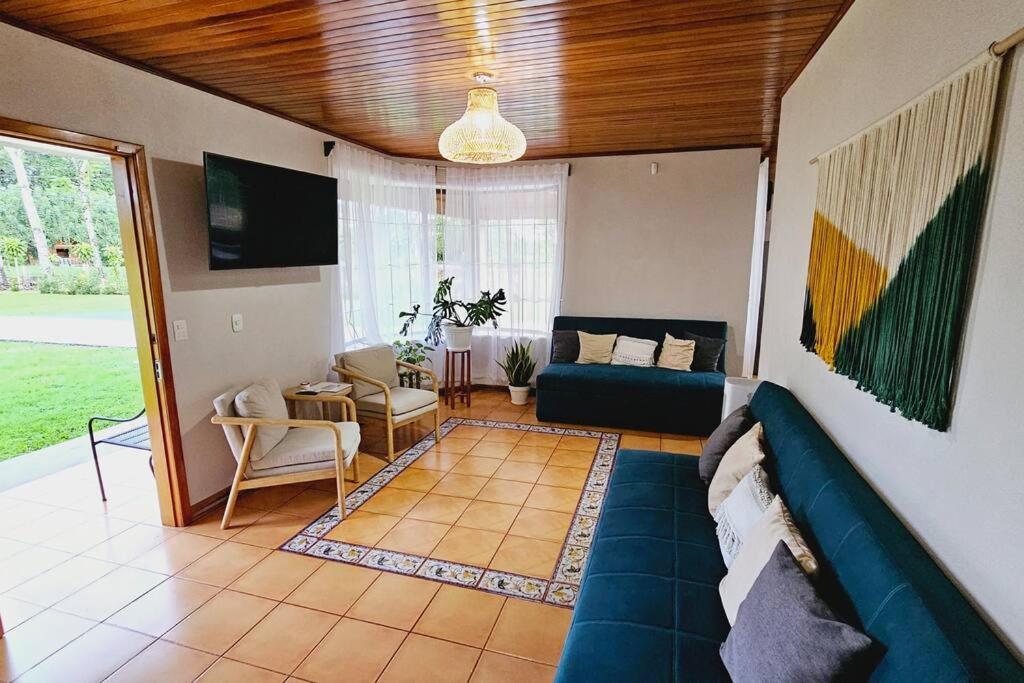 Casa Roble Fortuna