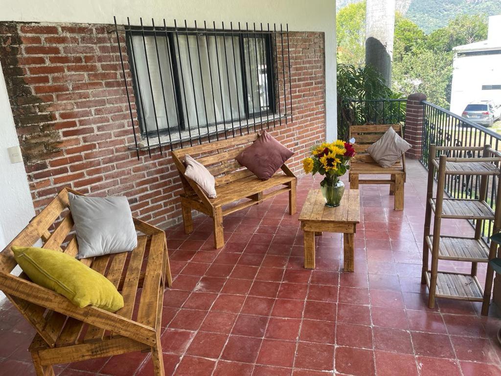 Casa Los Aguacates