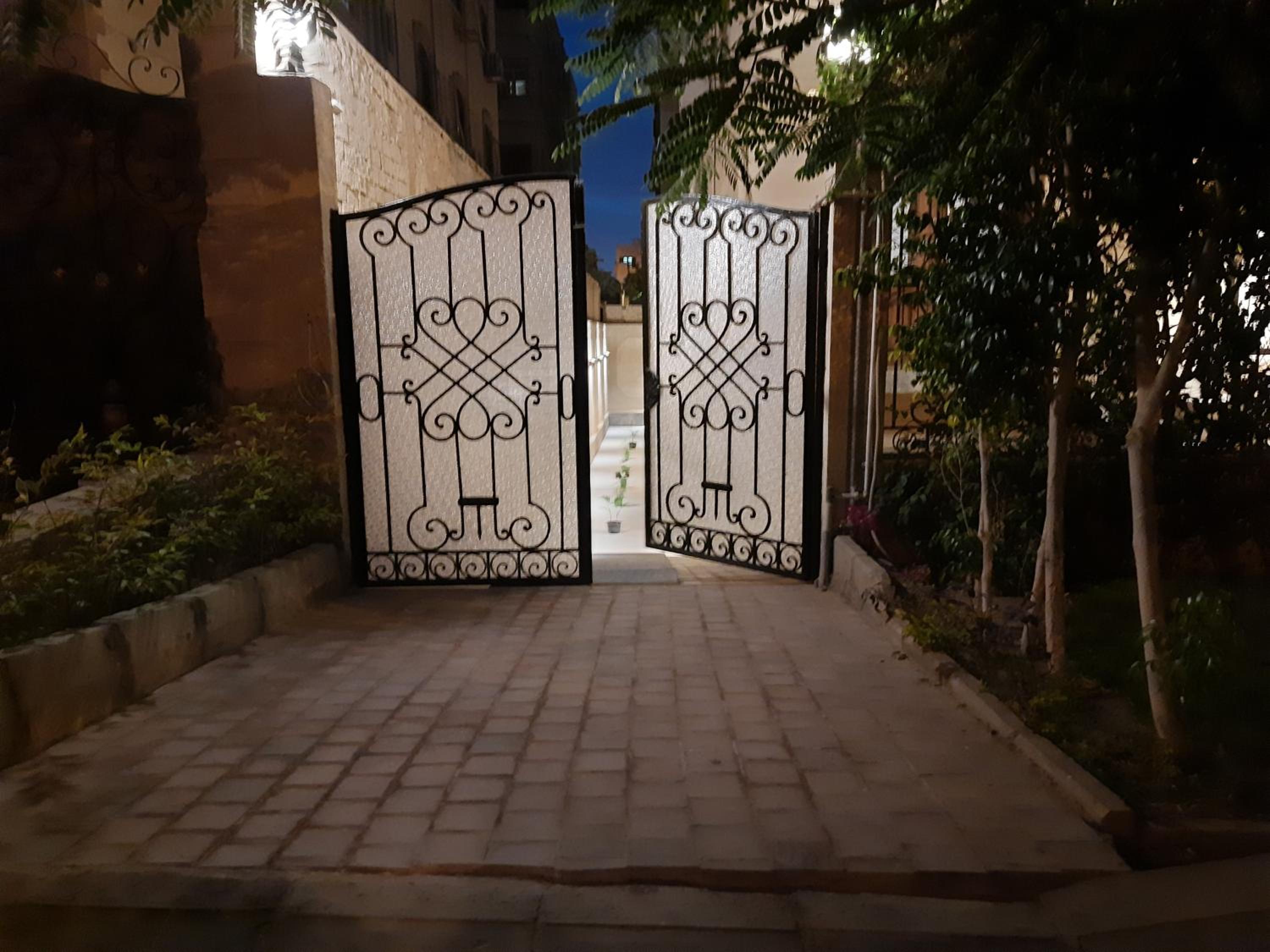 New Cairo Zoé