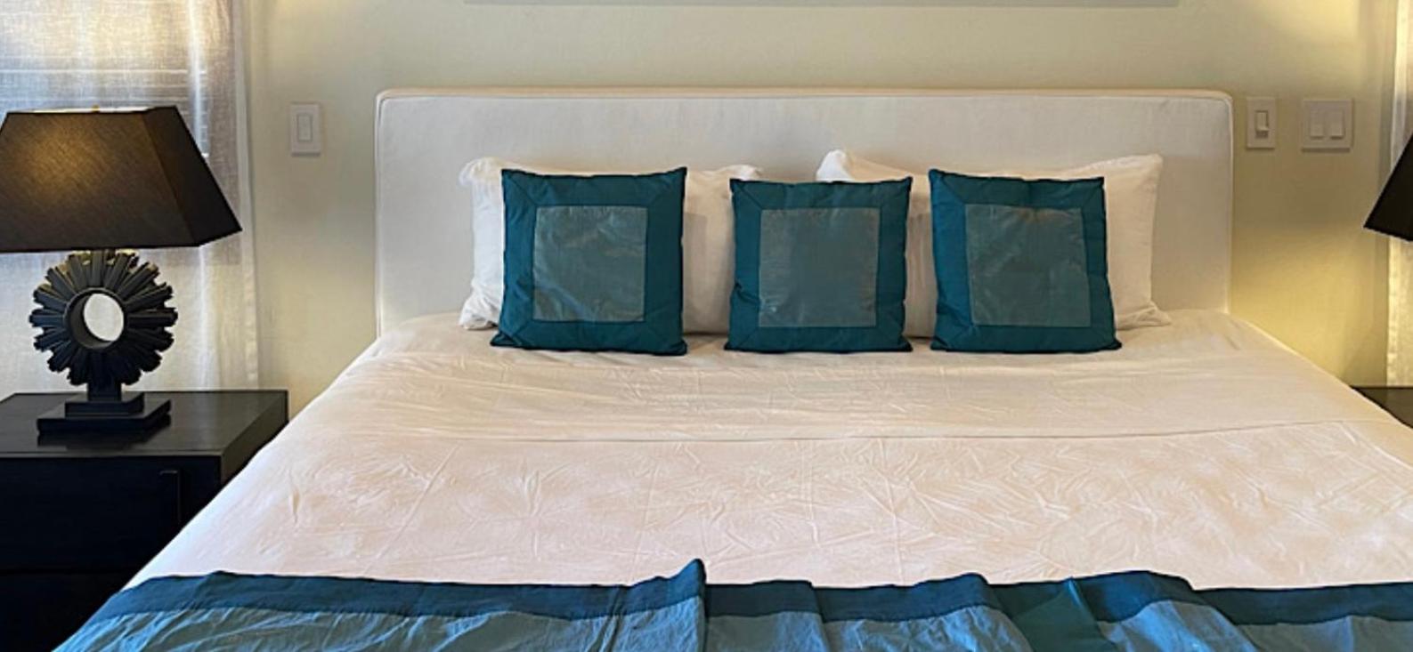 Vashays Caribbean Hideaway at Non such-bay resort