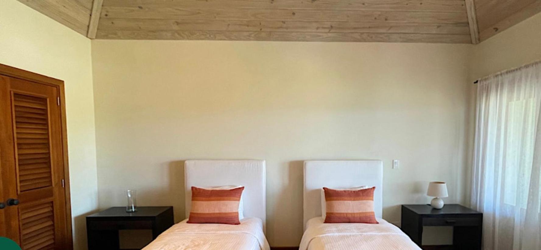 Vashays Caribbean Hideaway at Non such-bay resort