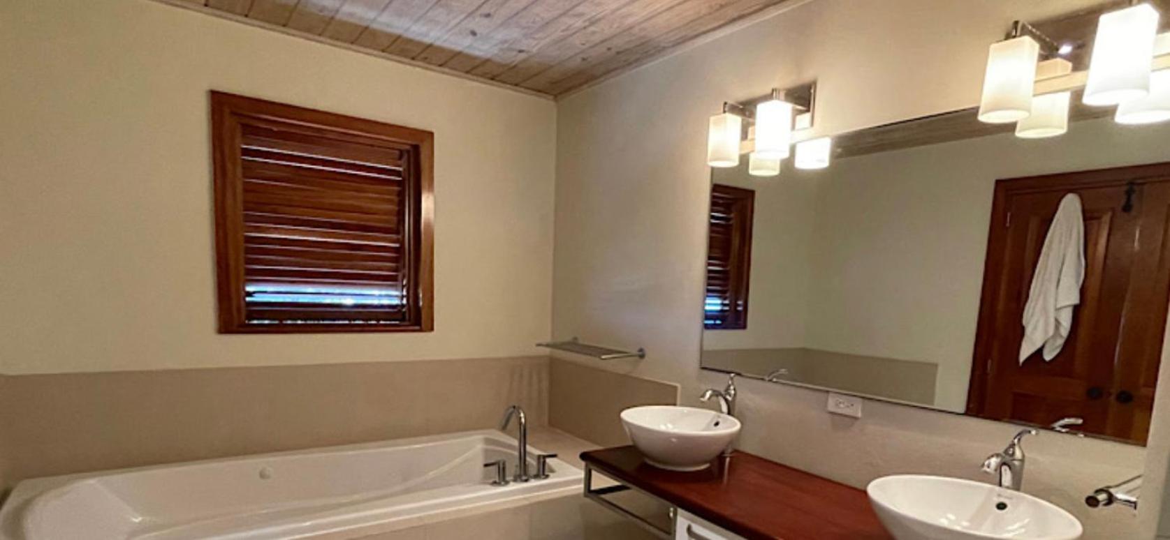 Vashays Caribbean Hideaway at Non such-bay resort
