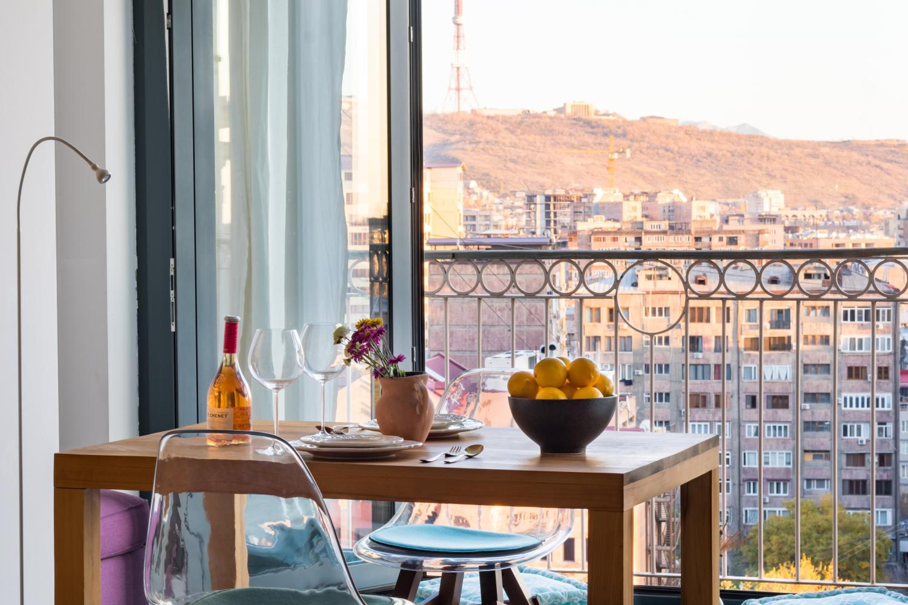 hotelise l Canvas Apartment