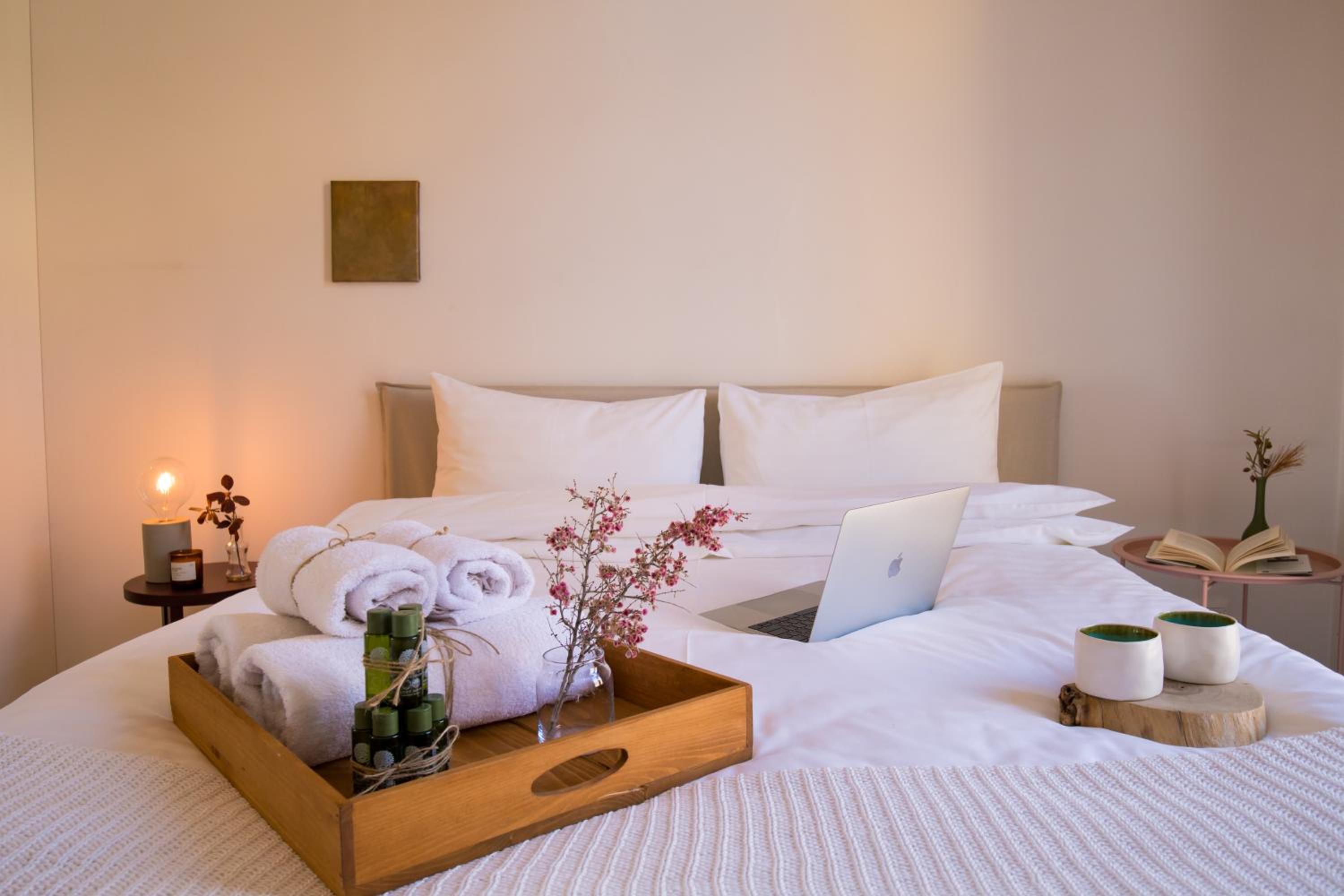 hotelise l Canvas Apartment