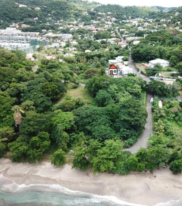 Spice Isle Apt 3 view 5