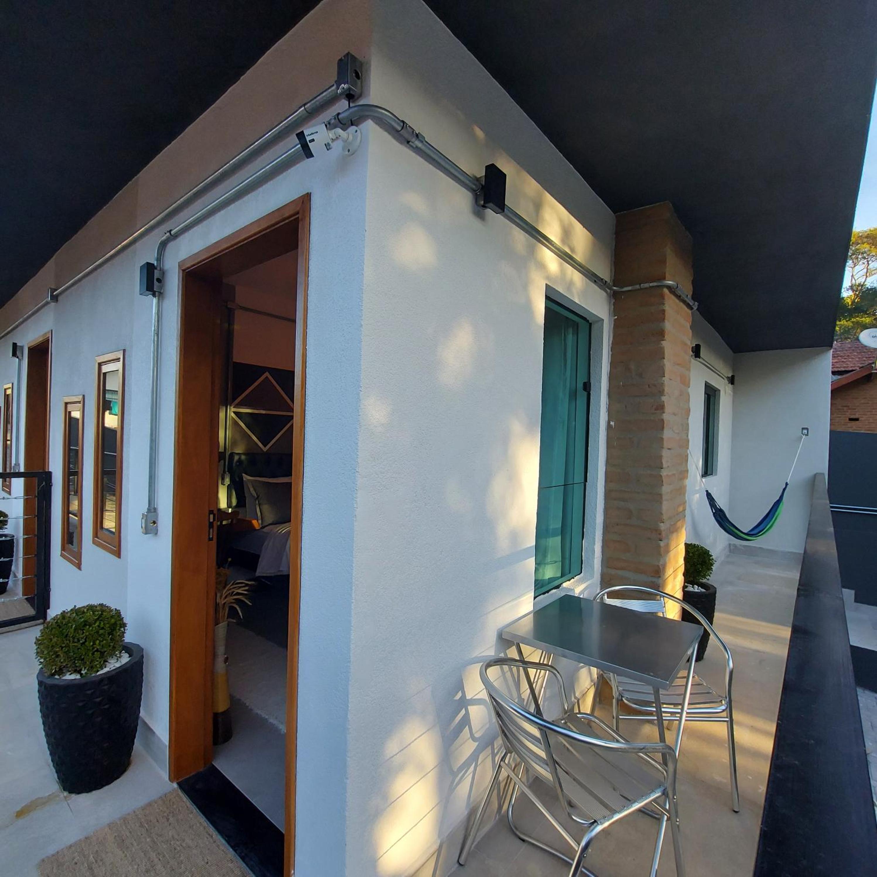 Criptoméria Concept Home - O seu Studio nas Montanhas.