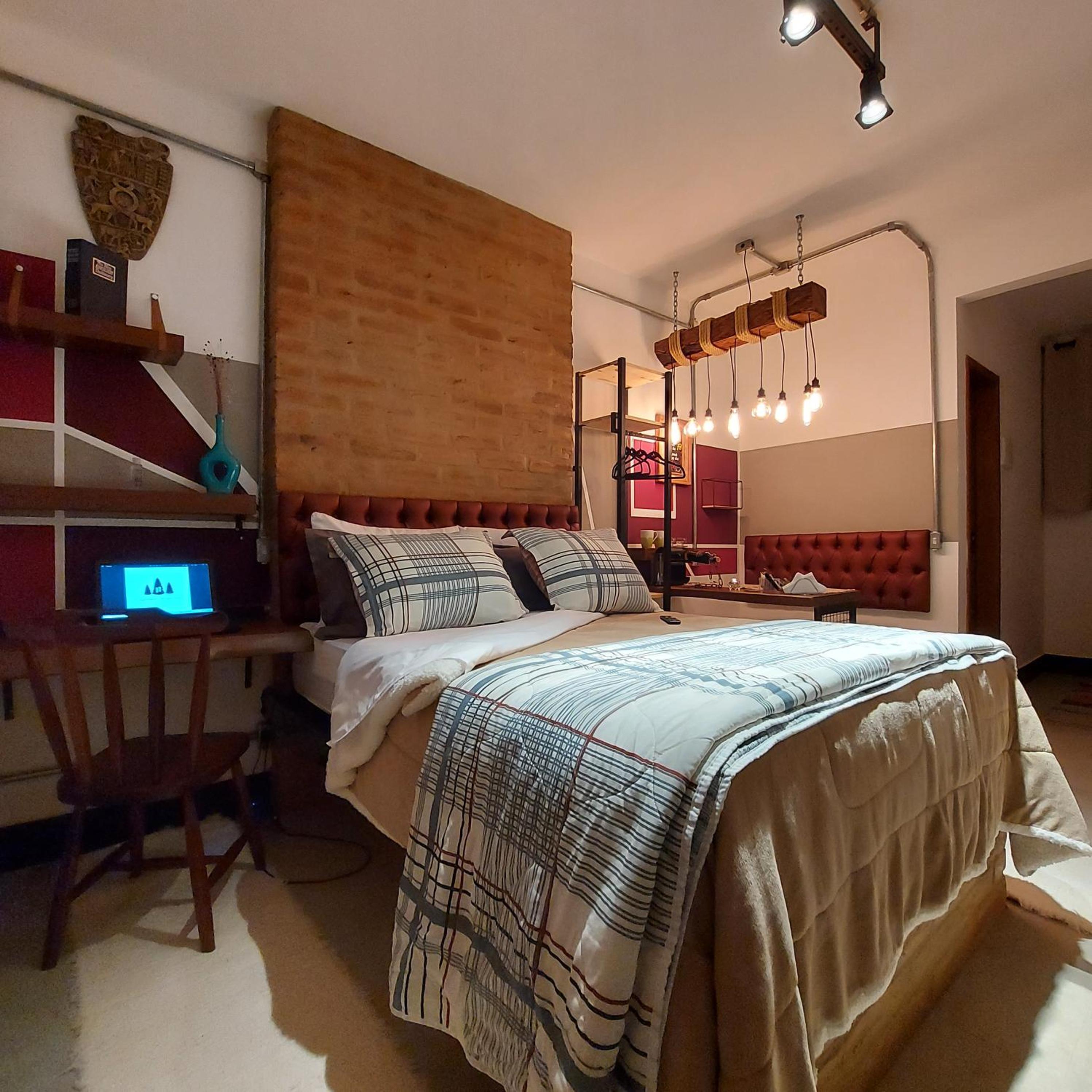 Criptoméria Concept Home - O seu Studio nas Montanhas.