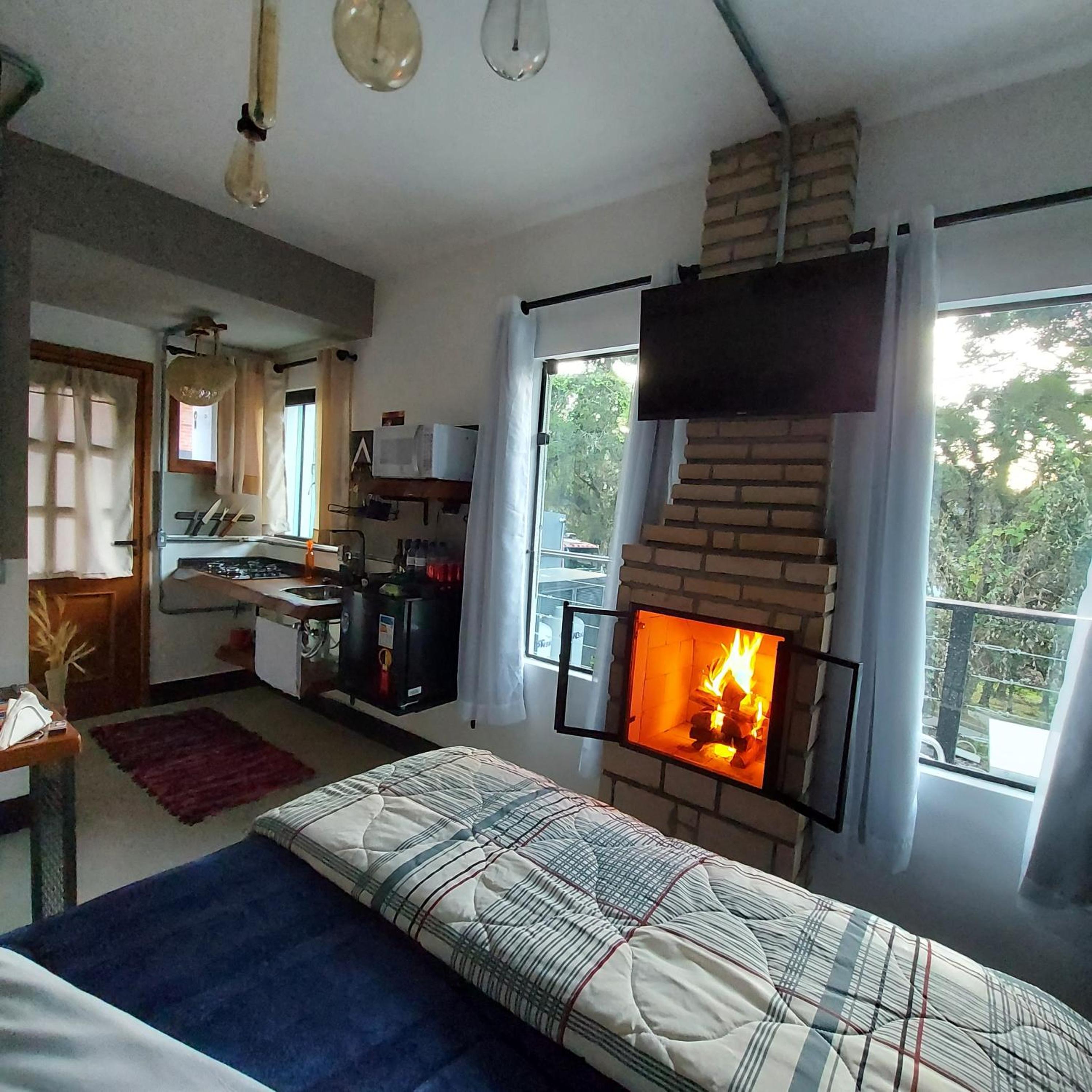 Criptoméria Concept Home - O seu Studio nas Montanhas.