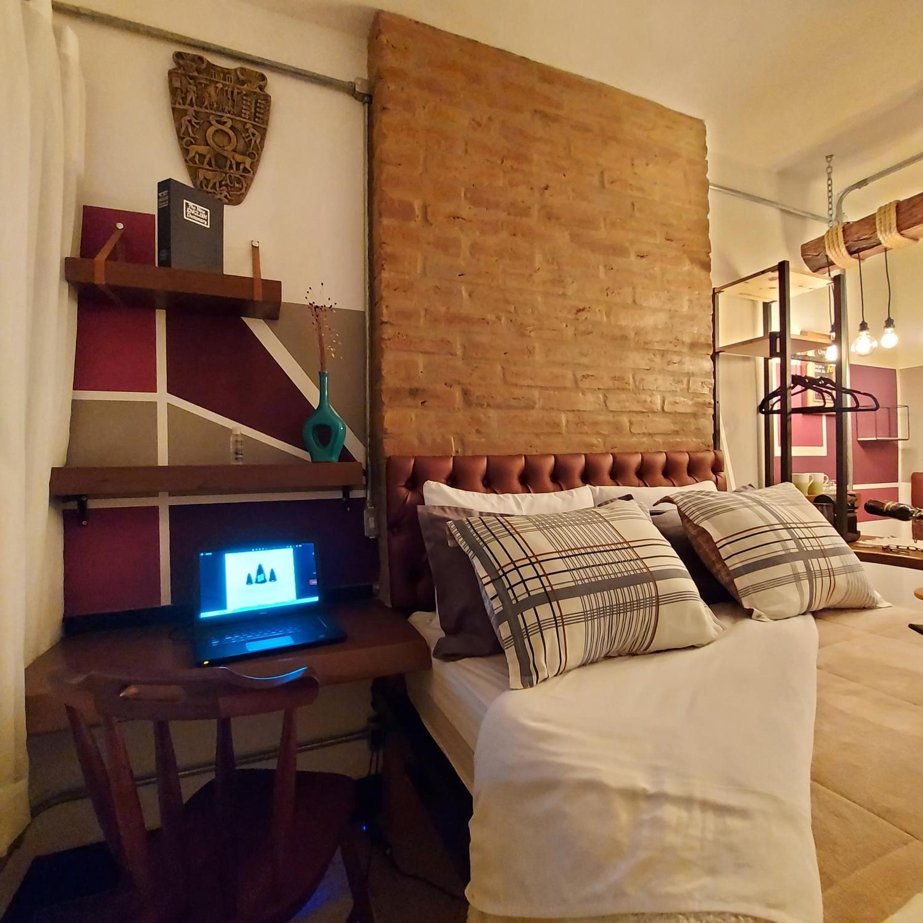 Criptoméria Concept Home - O seu Studio nas Montanhas.