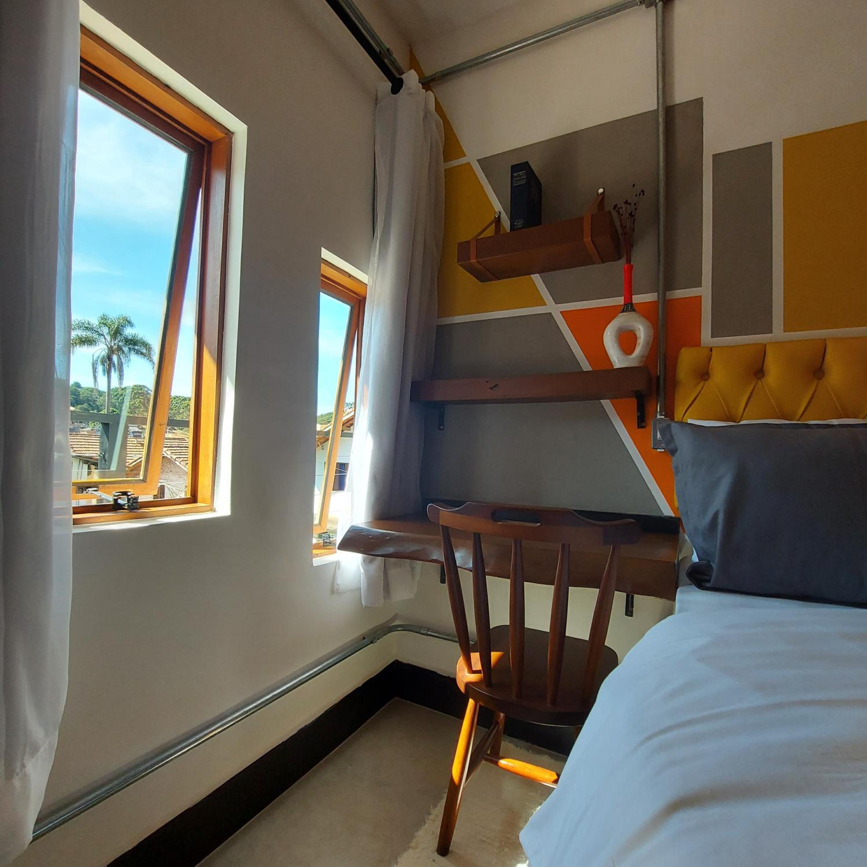 Criptoméria Concept Home - O seu Studio nas Montanhas.
