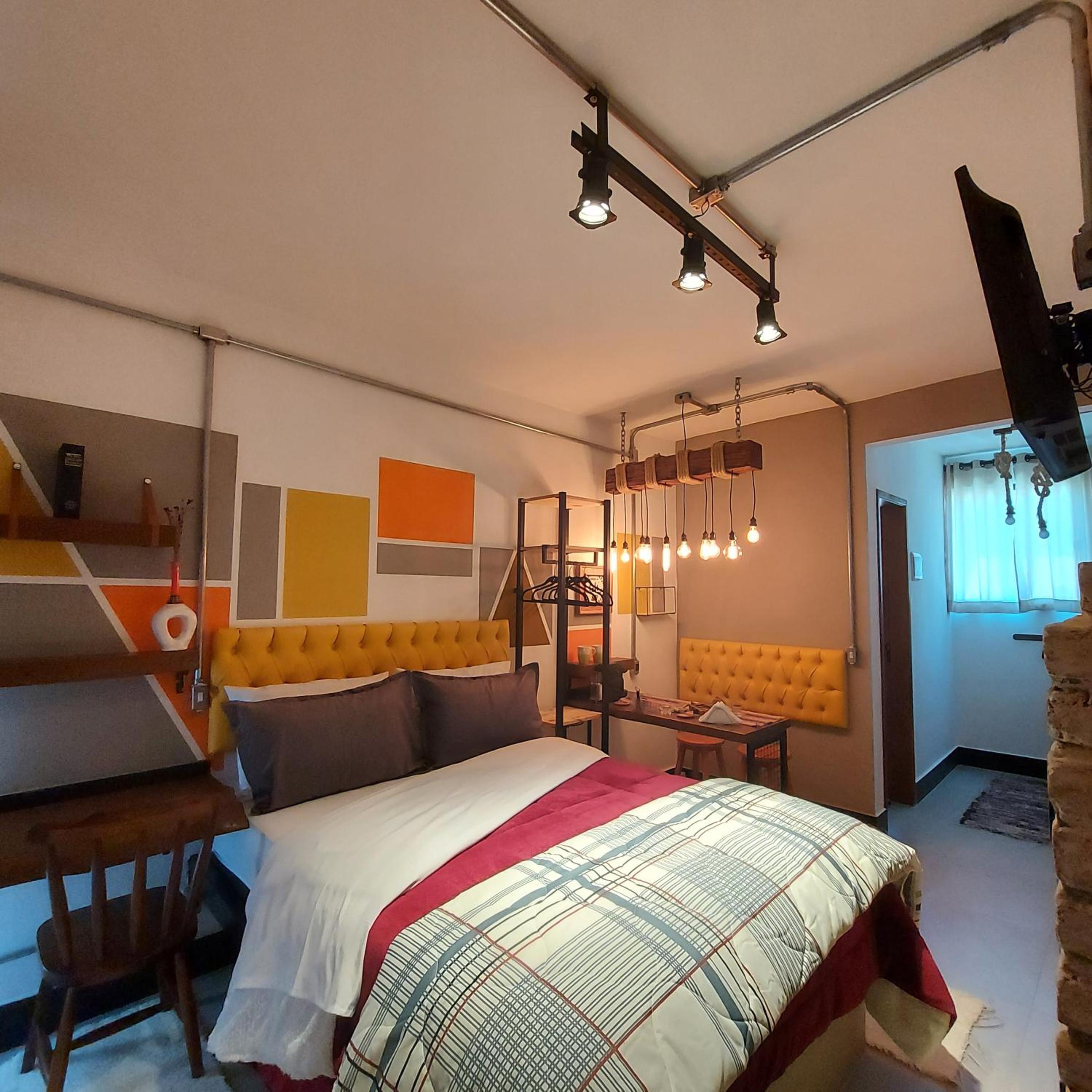 Criptoméria Concept Home - O seu Studio nas Montanhas.