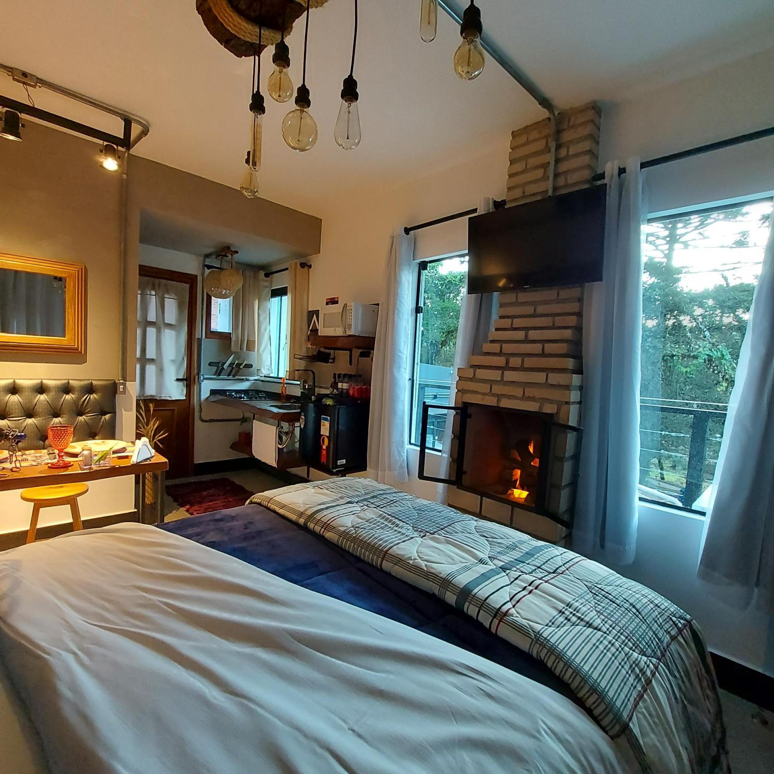 Criptoméria Concept Home - O seu Studio nas Montanhas.