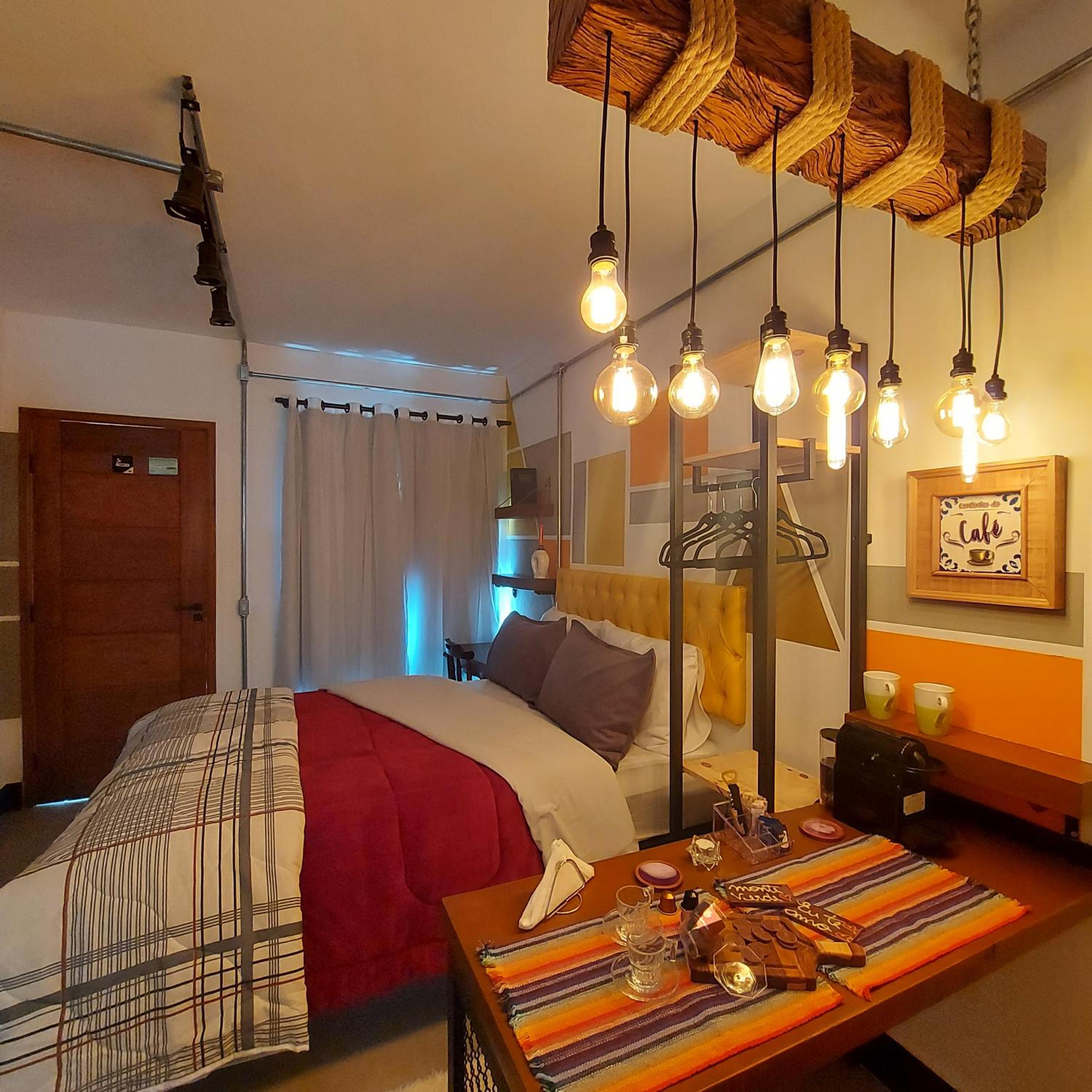 Criptoméria Concept Home - O seu Studio nas Montanhas.