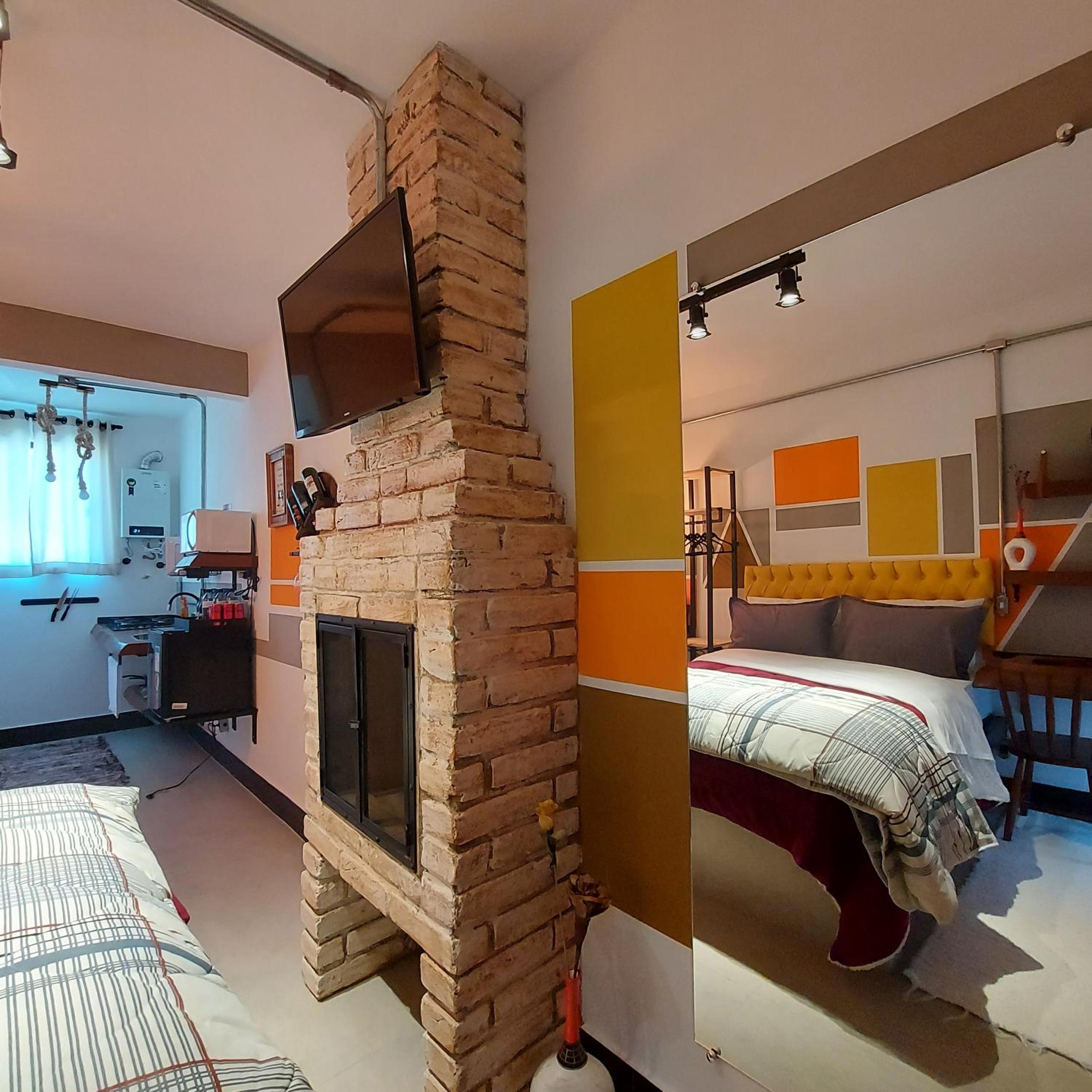 Criptoméria Concept Home - O seu Studio nas Montanhas.