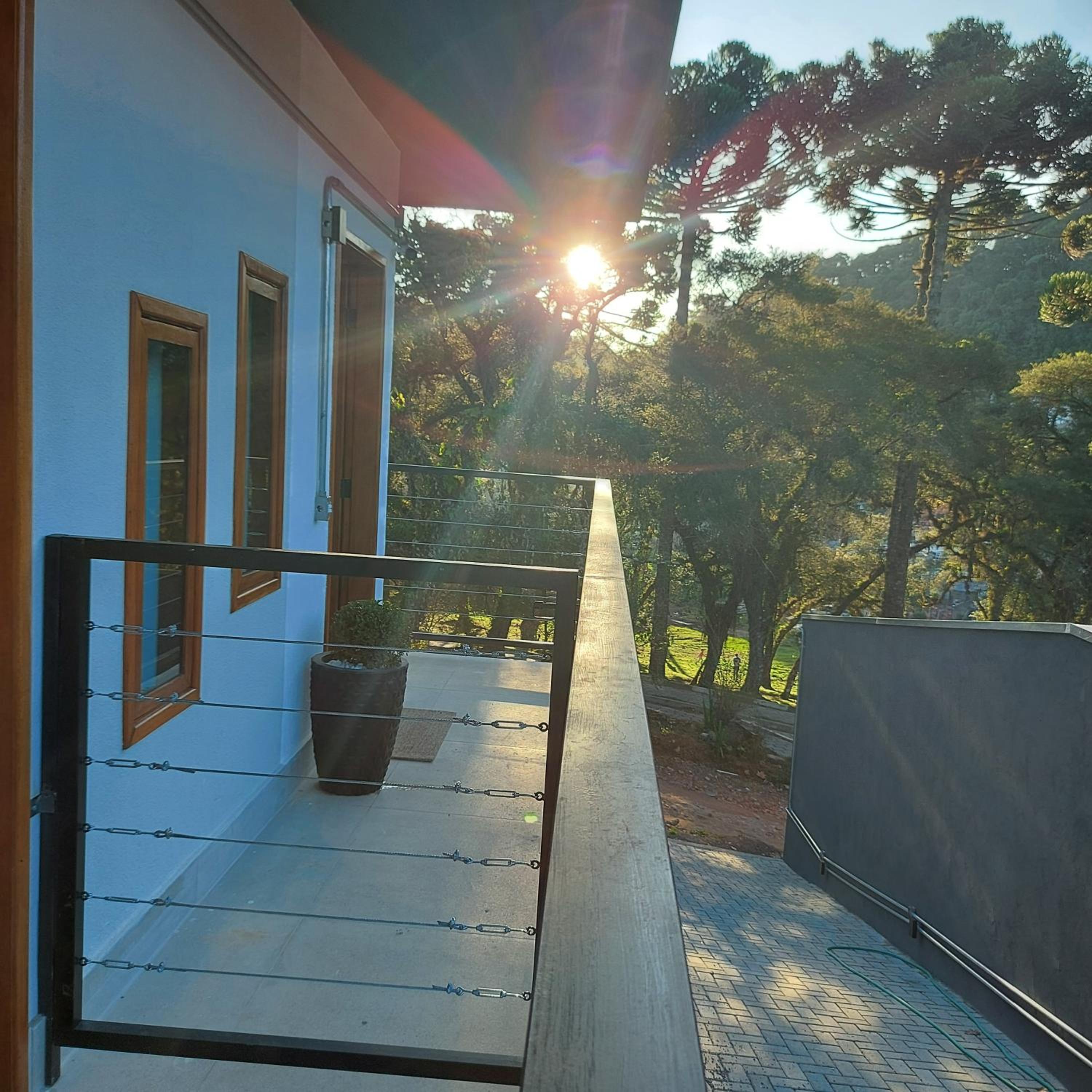 Criptoméria Concept Home - O seu Studio nas Montanhas.
