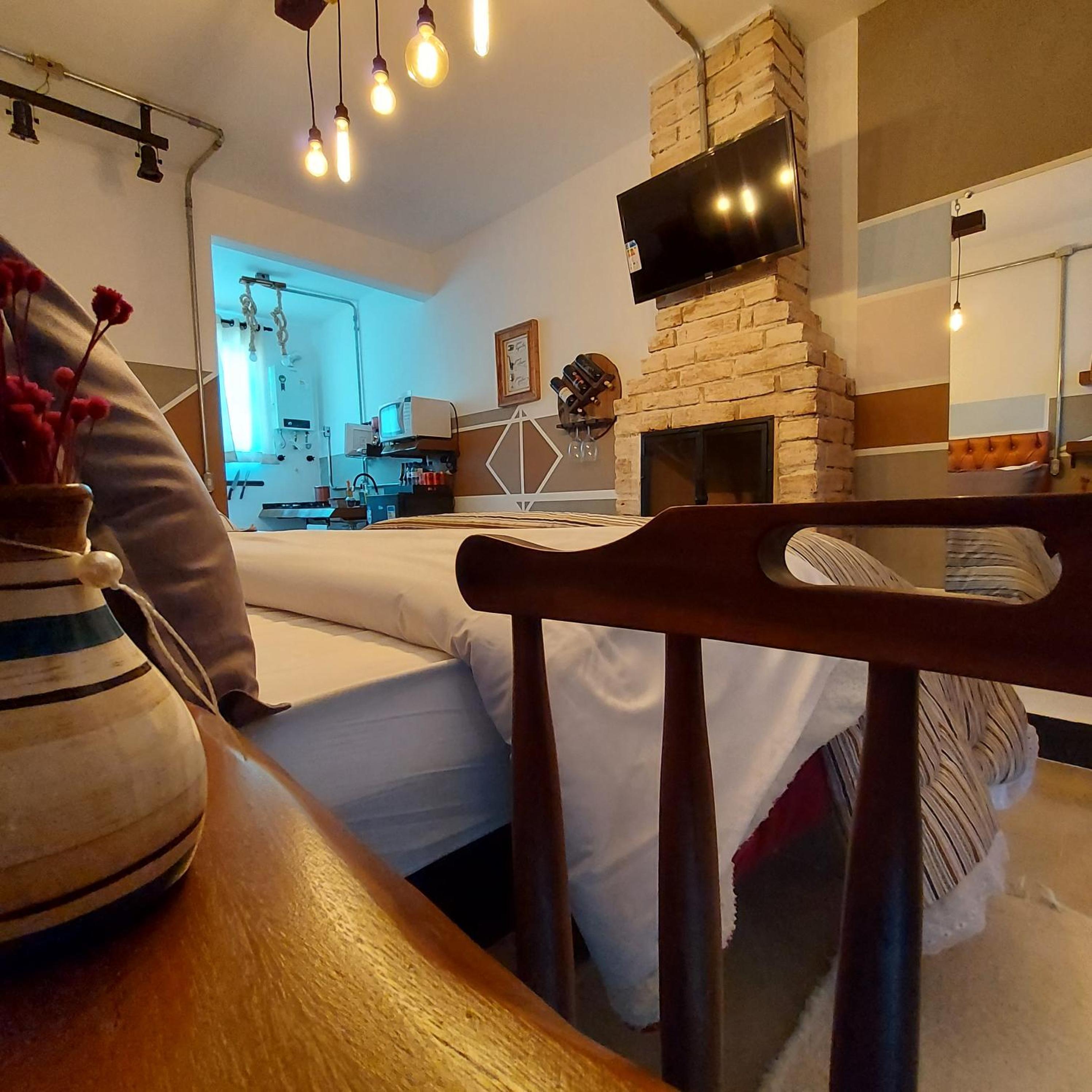 Criptoméria Concept Home - O seu Studio nas Montanhas.